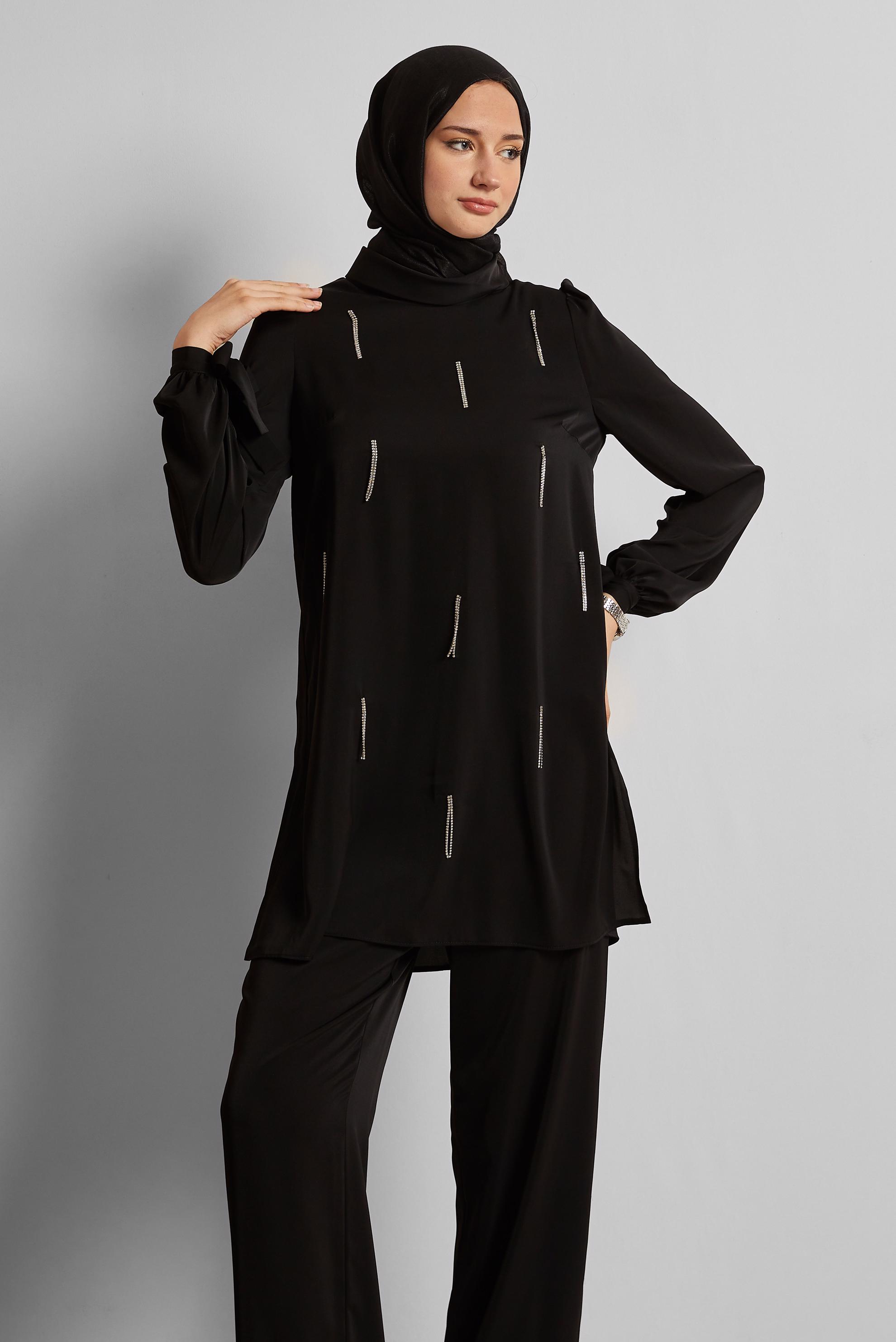 Vêtements hijab NOIR COSTUME PANTALON BRODÉ GEMME 45669