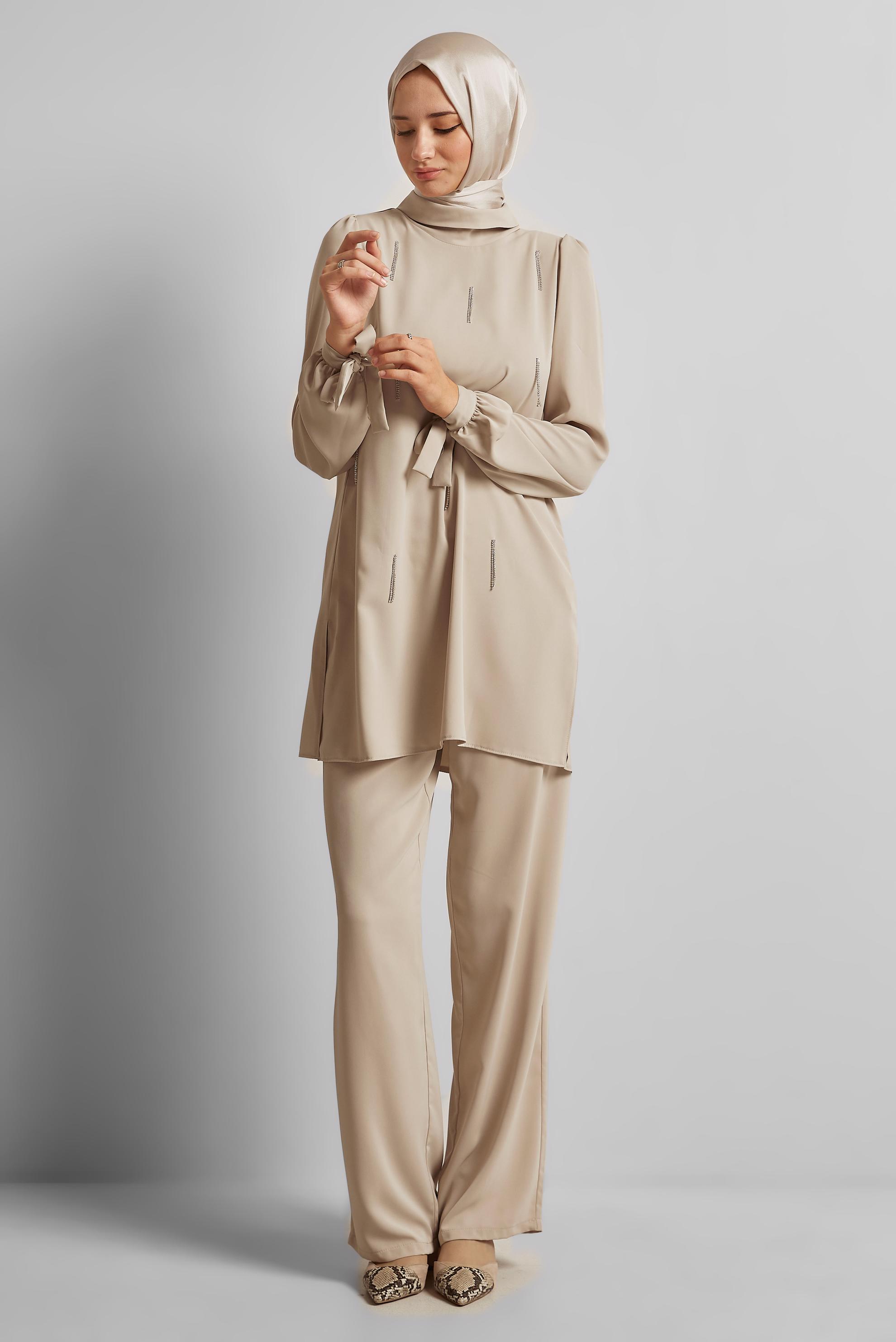 Vêtements hijab BEIGE COSTUME PANTALON BRODÉ GEMME 45669
