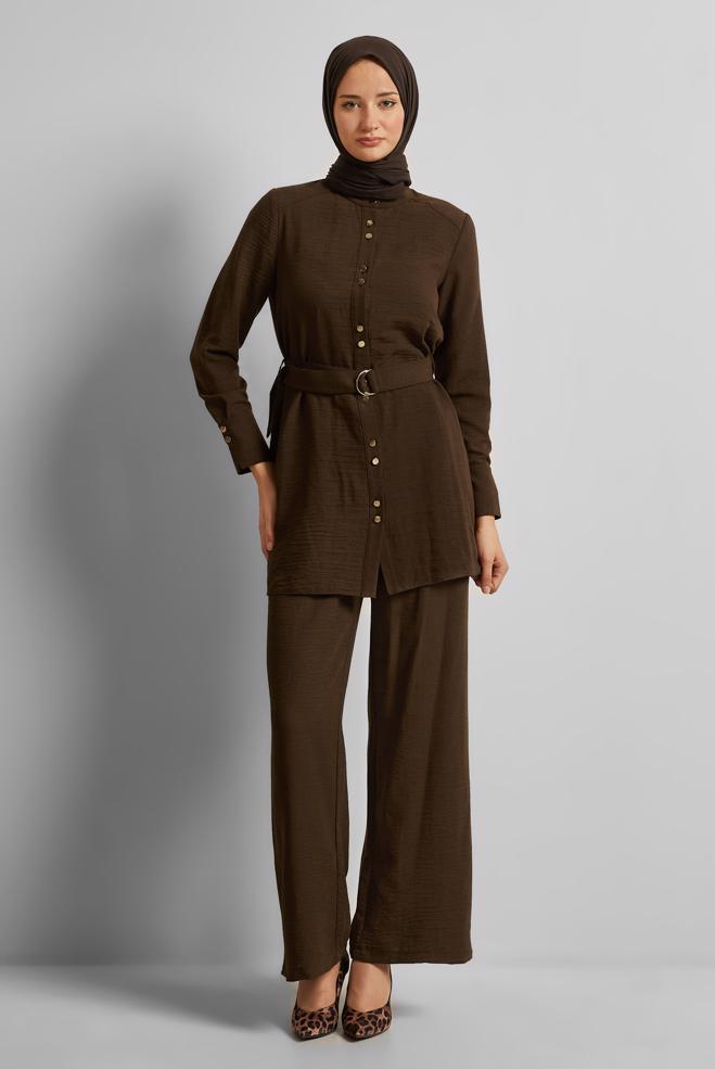 Tesettür giyim KAHVE KEMERLİ PANTOLONLU TAKIM 45705 - ALVİNA