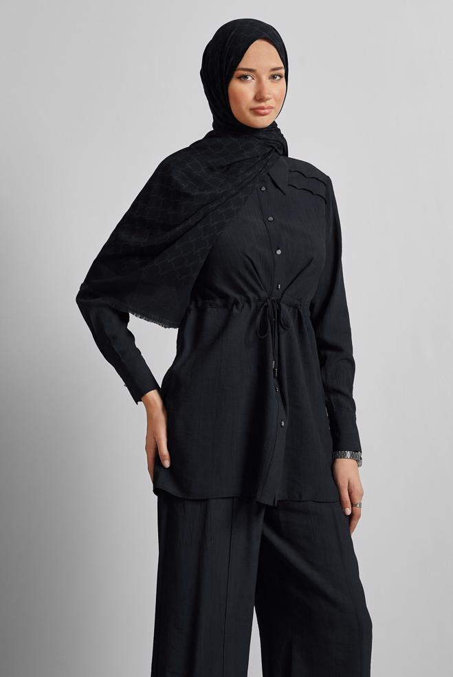 Tesettür giyim SİYAH BELİ BÜZGÜLÜ PANTOLONLU TAKIM 45713 - ALVİNA