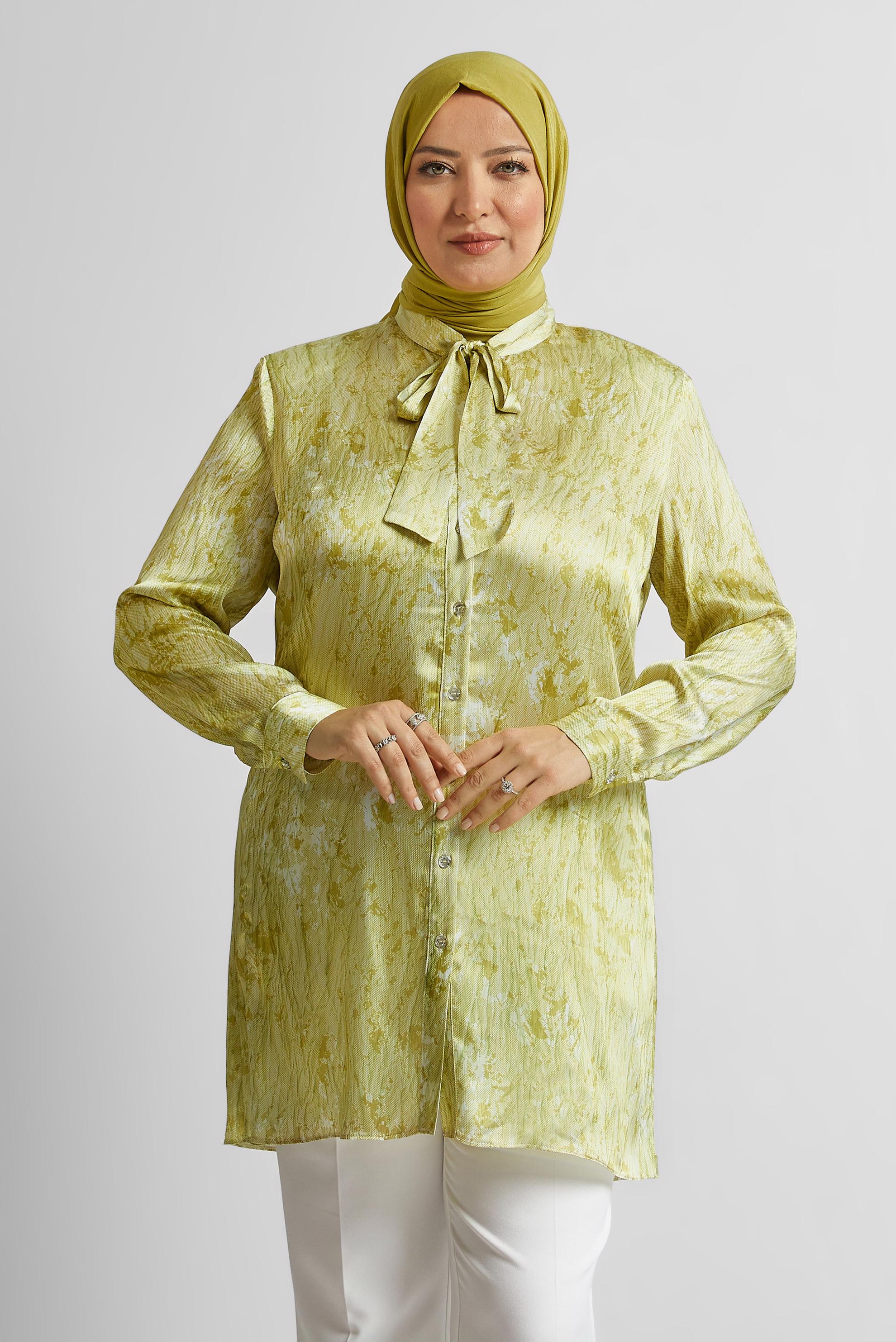 Vêtements hijab VERT TUNIQUE EN SATIN À MOTIFS 20707