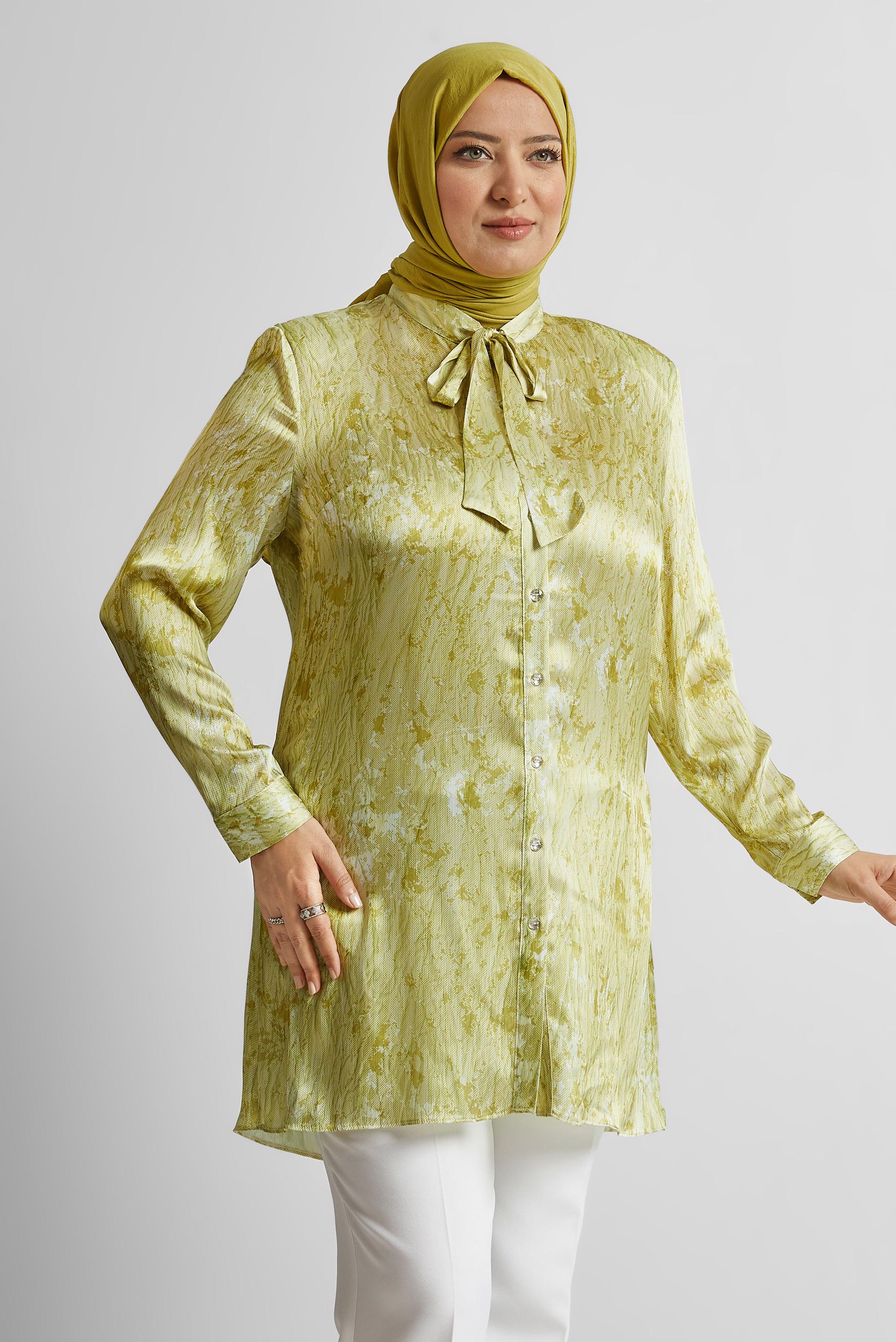 Vêtements hijab VERT TUNIQUE EN SATIN À MOTIFS 20707