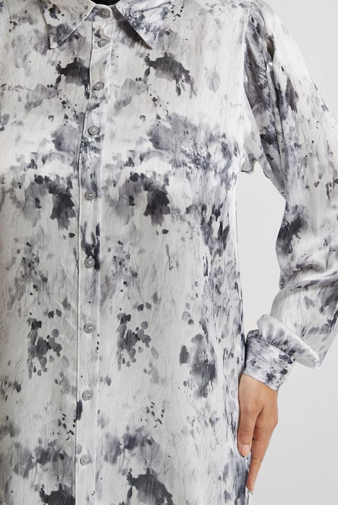 Vêtements hijab NOIR TUNIQUE EN SATIN À MOTIFS 20708 - ALVİNA