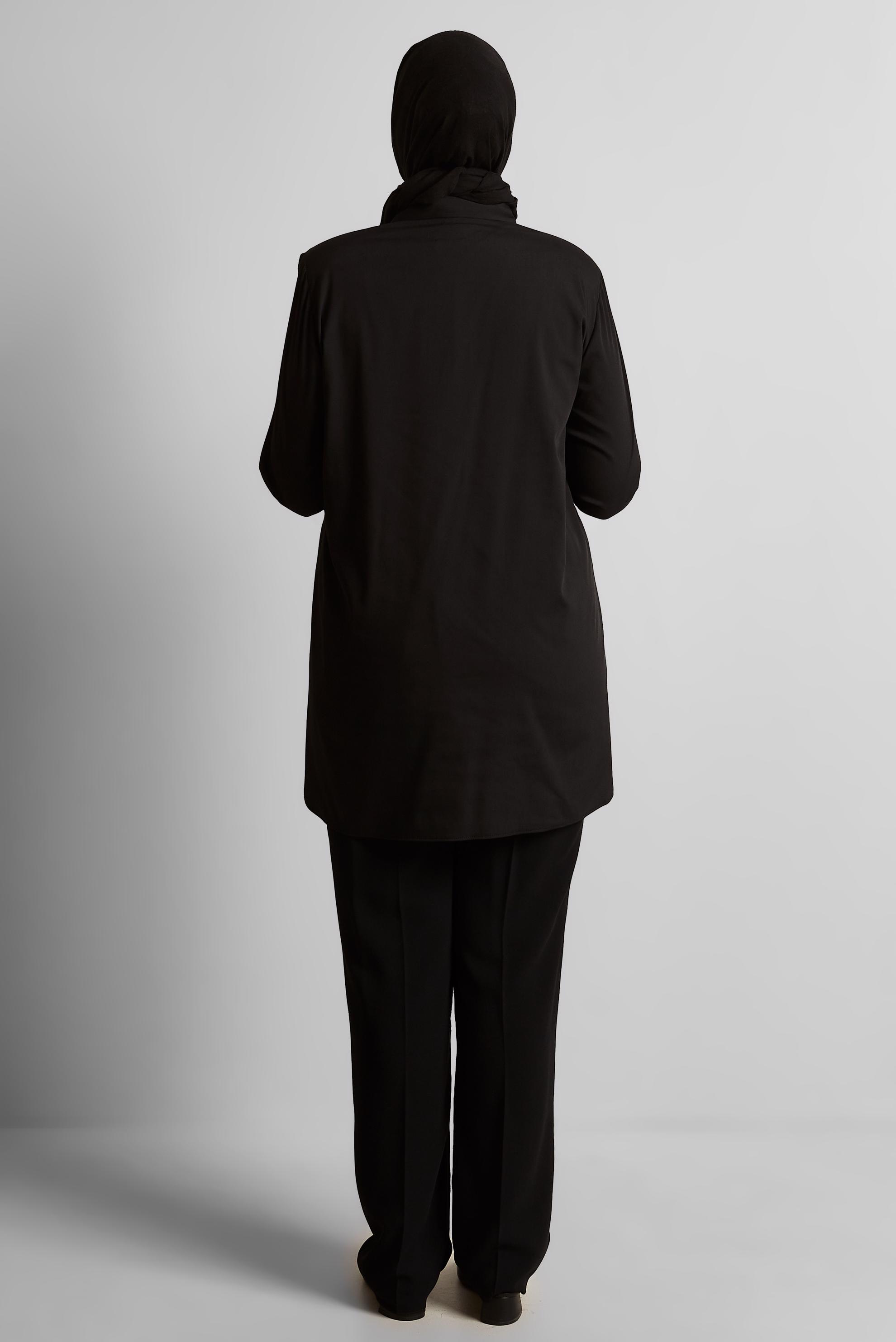 Tesettür giyim SİYAH İŞLEMELİ BÜYÜK BEDEN TUNİK 20760