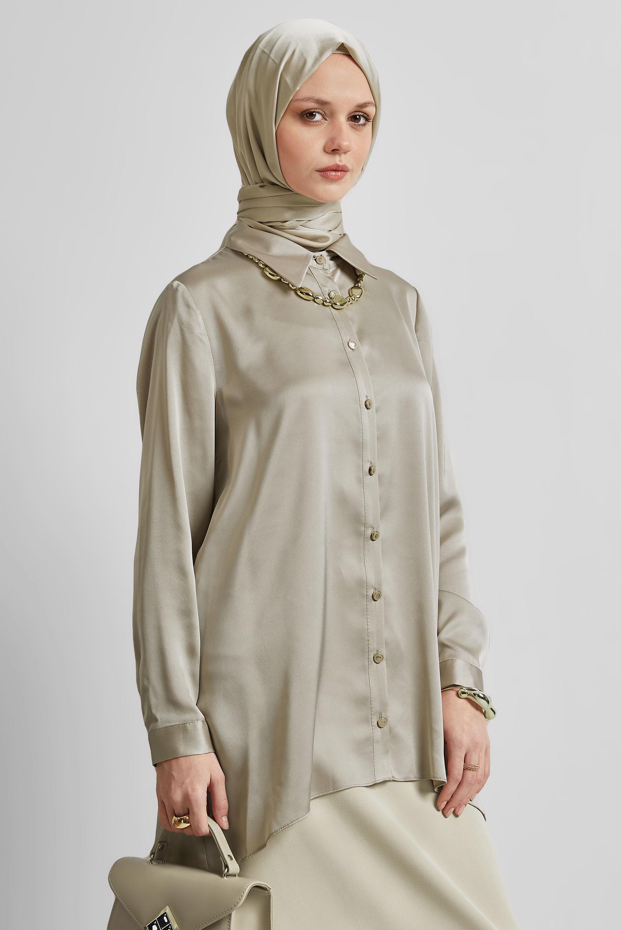 Tesettür giyim BEJ ASİMETRİK KESİM SATEN TUNİK 44615