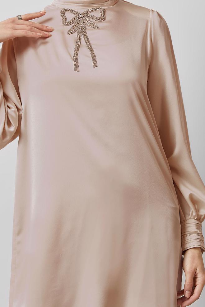 Vêtements hijab BEIGE TUNIQUE BRODÉE DE PIERRES PRÉCIEUSES 44685 - ALVİNA