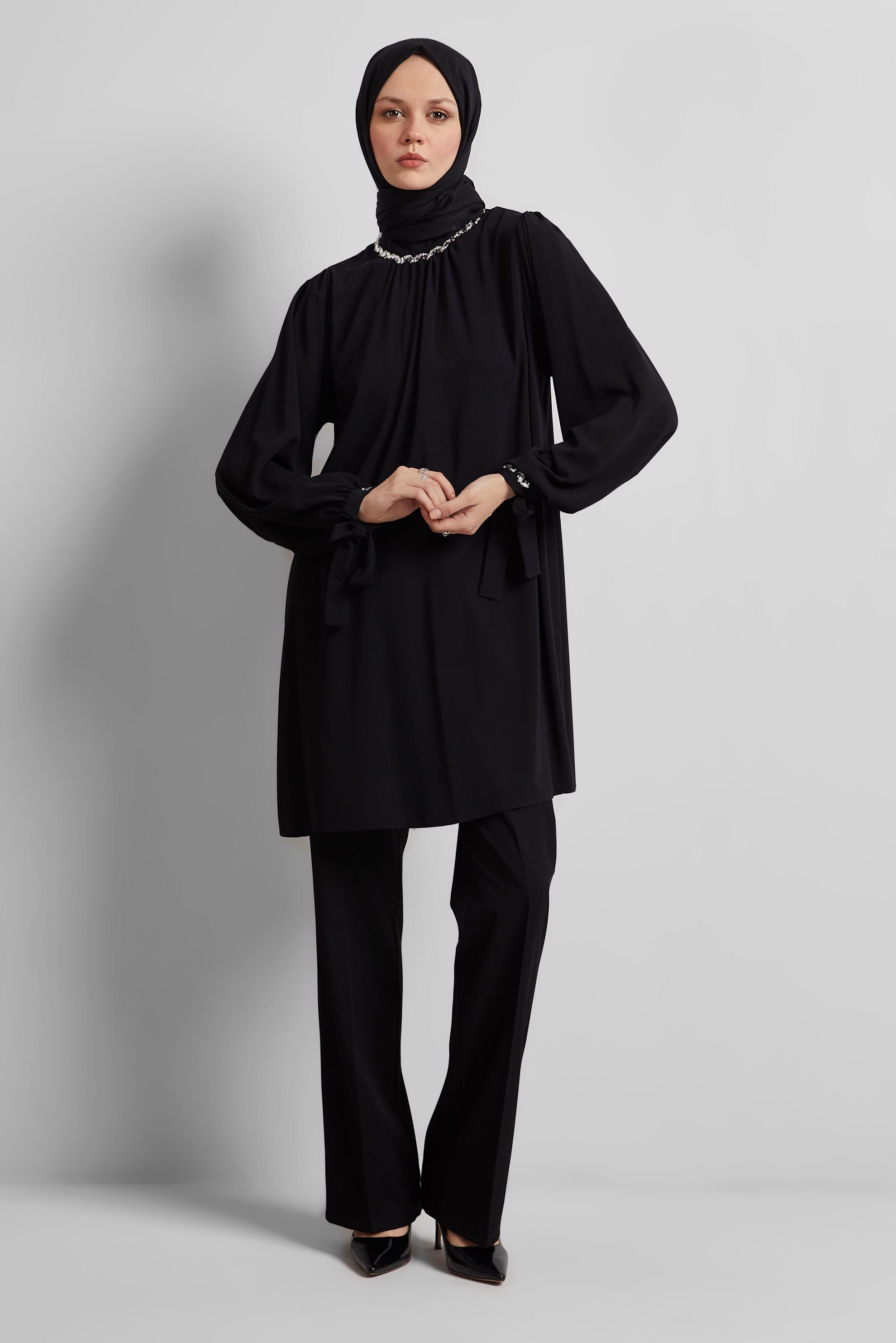 Tesettür giyim SİYAH TAŞ DETAYLI TUNİK 44687