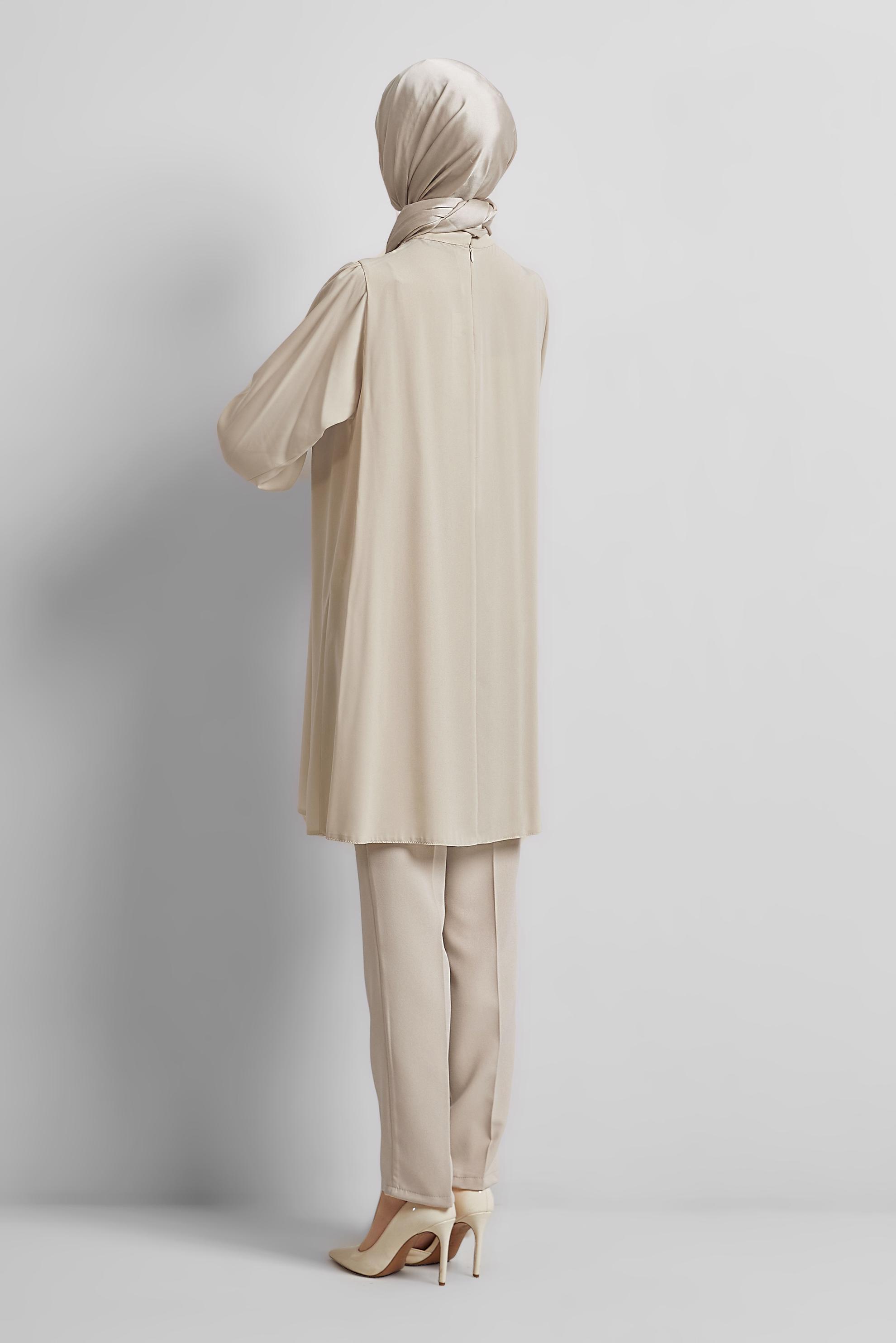 Tesettür giyim BEJ TAŞ DETAYLI TUNİK 44687