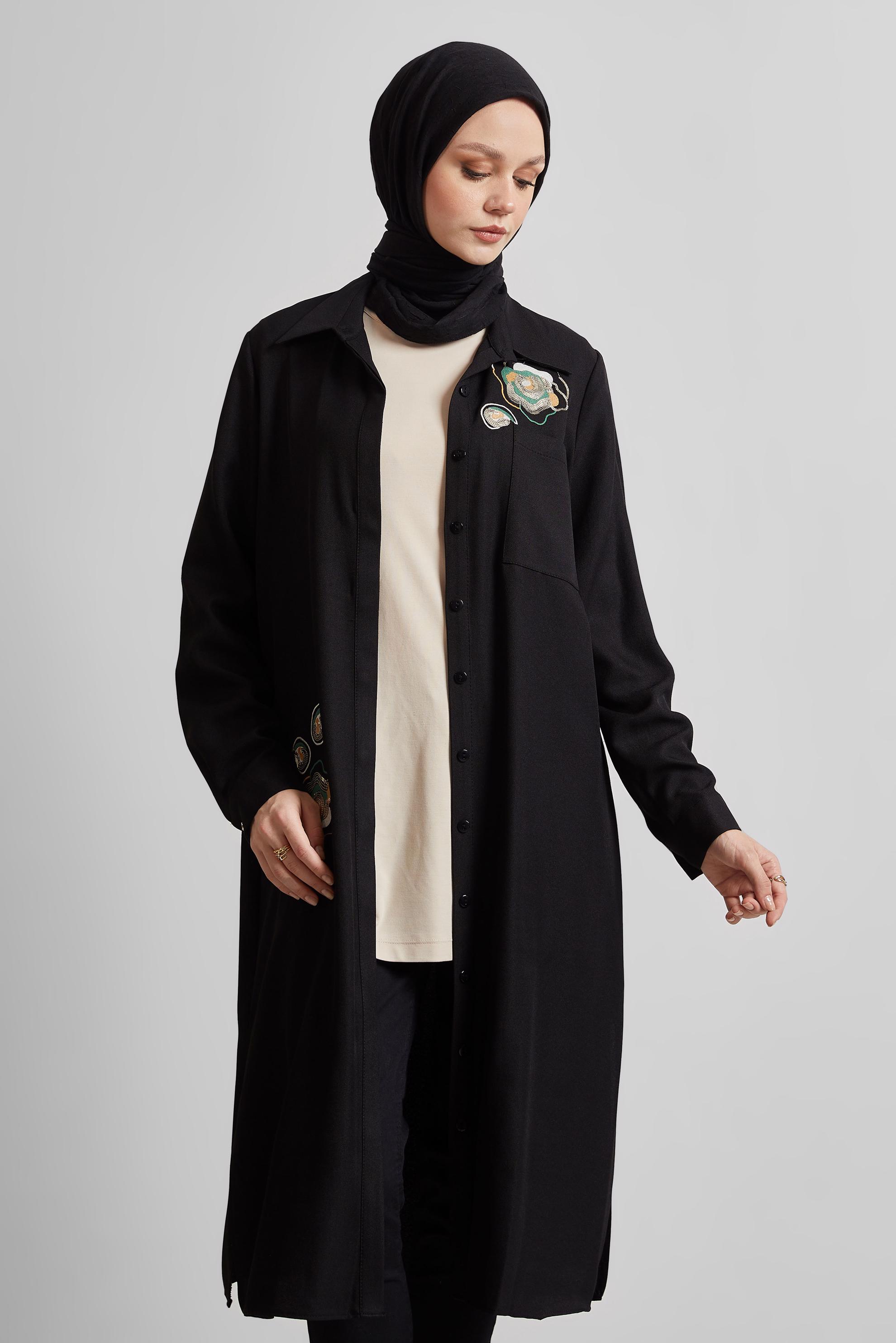 Tesettür giyim SİYAH İŞLEME DETAYLI TUNİK 44774
