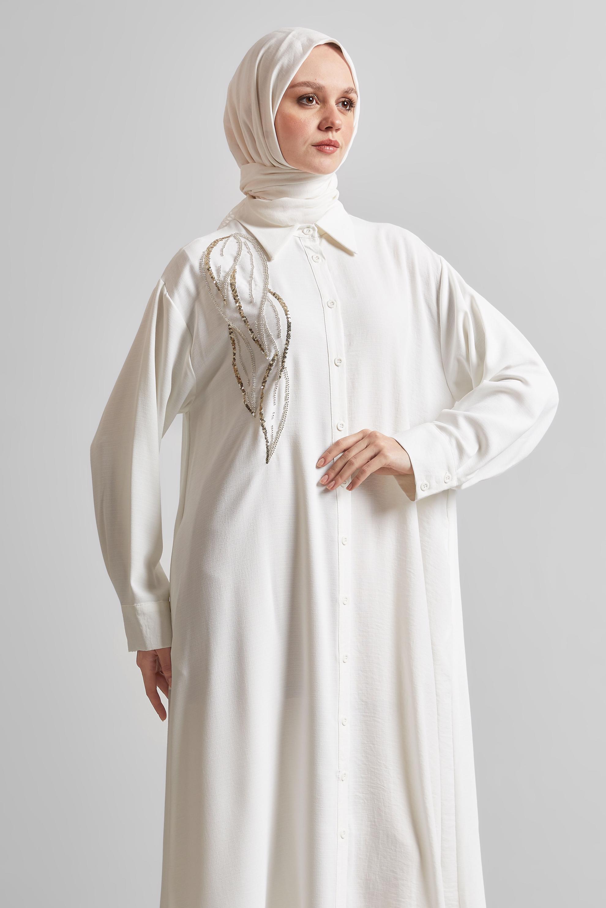 Tesettür giyim BEYAZ BONCUK İŞLEMELİ UZUN TUNİK 44783