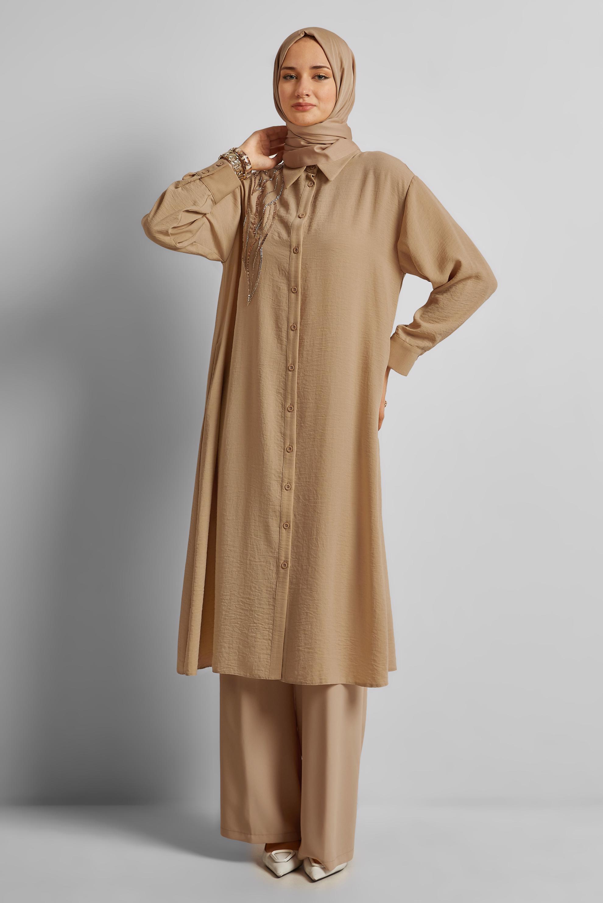 Tesettür giyim BEJ BONCUK İŞLEMELİ UZUN TUNİK 44783