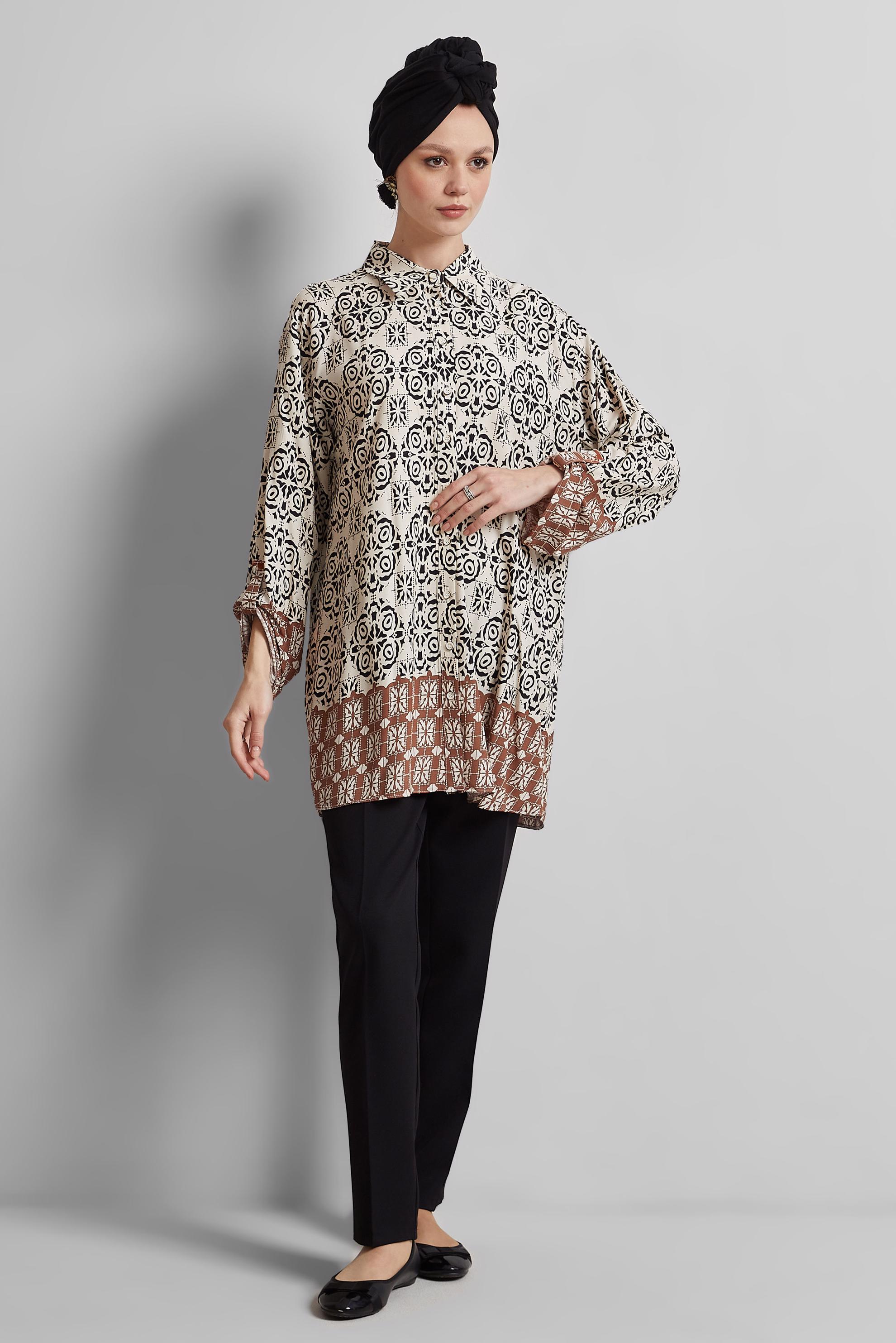 Tesettür giyim SİYAH DESENLİ TUNİK 44803