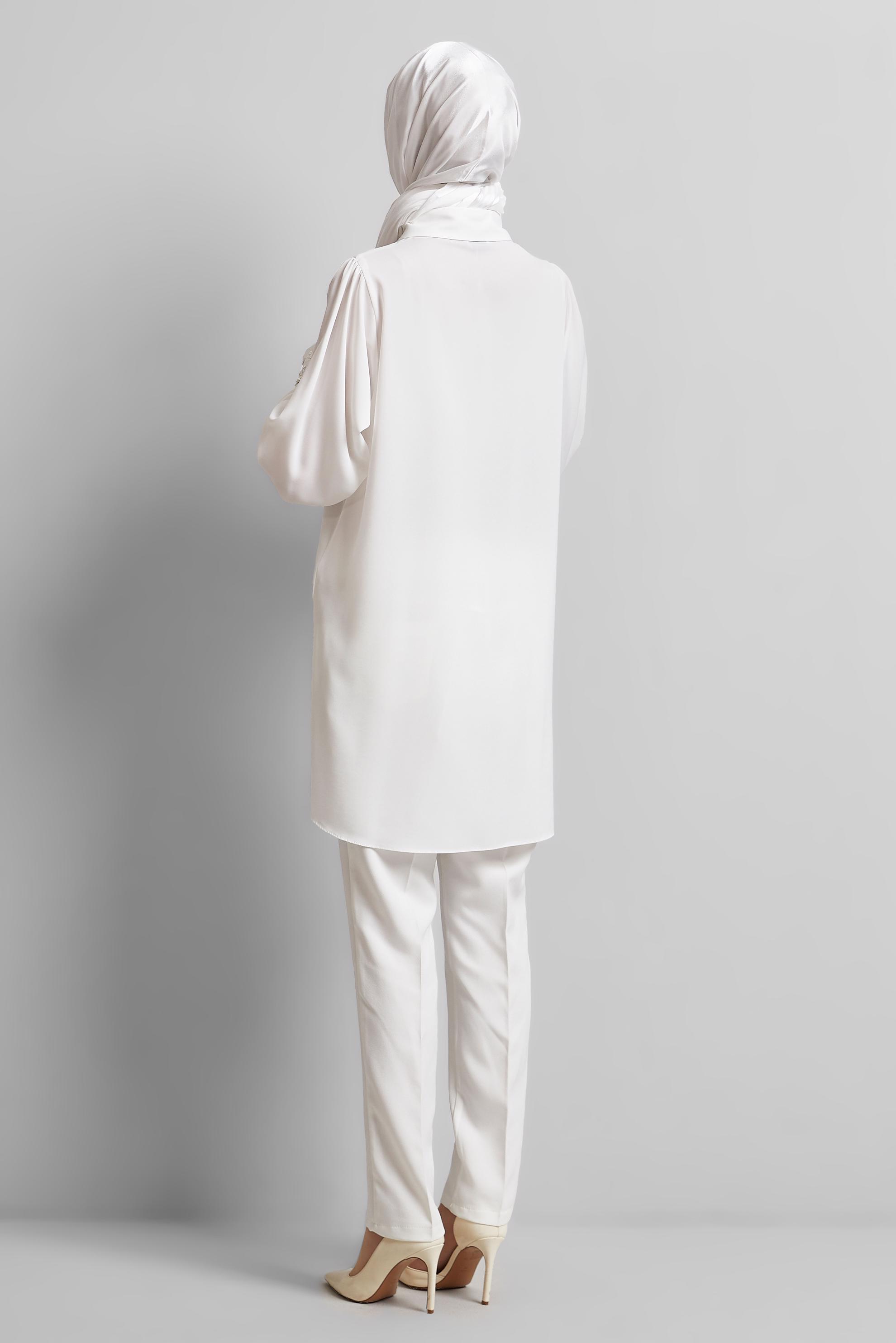 Tesettür giyim BEYAZ PUL BASKILI GÖMLEK TUNİK 45320