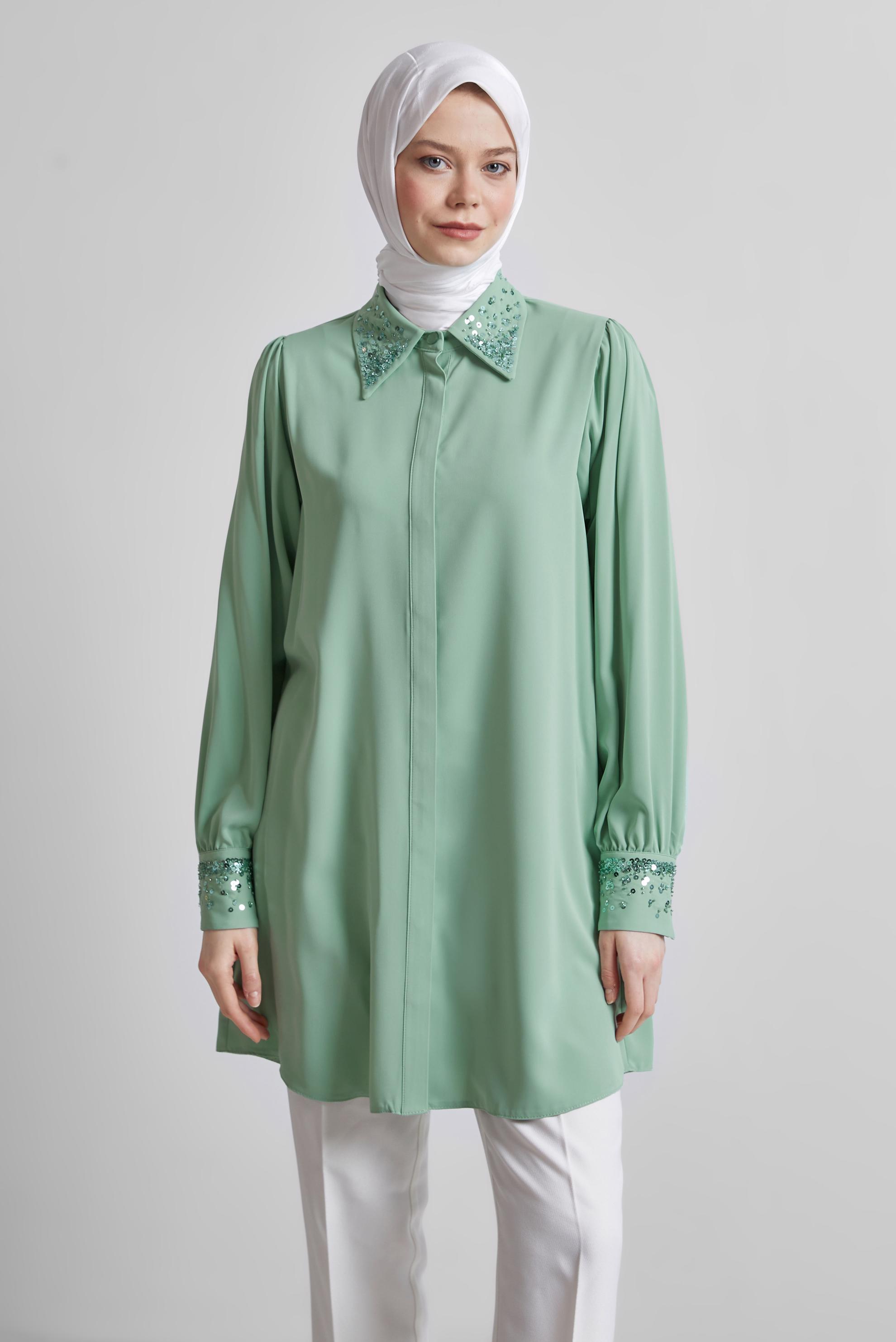 Tesettür giyim YEŞİL PUL BASKILI GÖMLEK TUNİK 45320