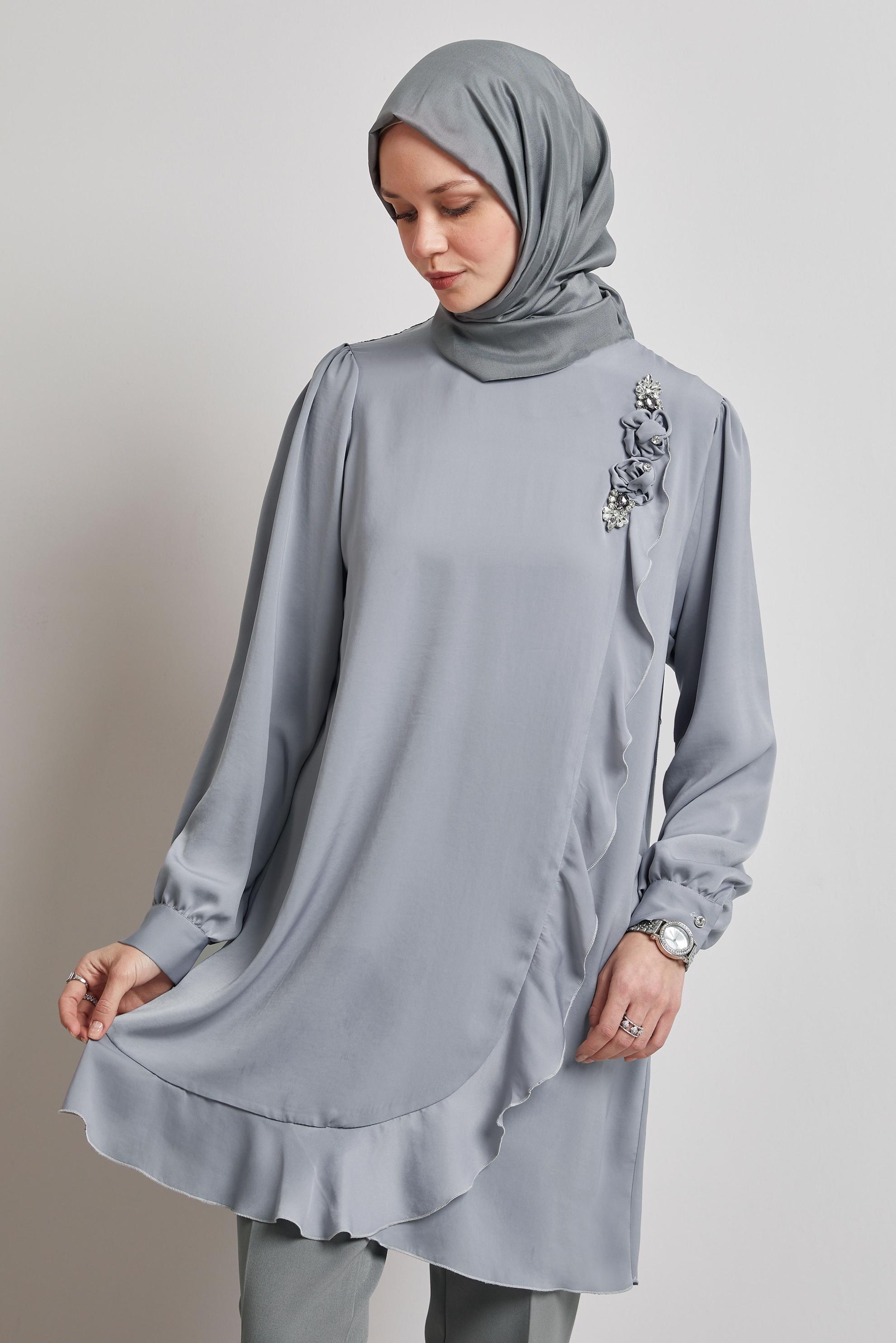 Tesettür giyim GRİ TAŞ DETAYLI TUNİK 45322