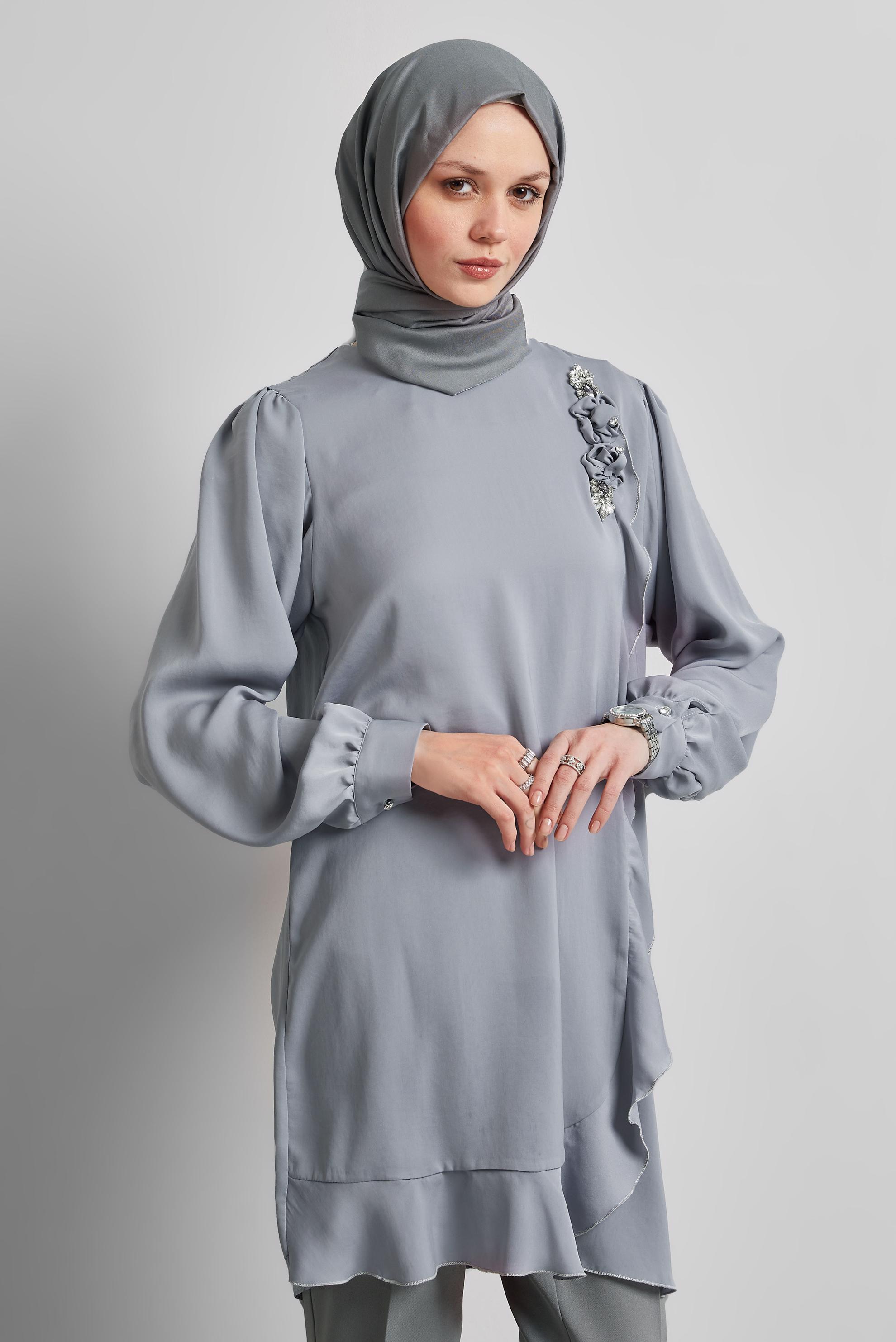 Tesettür giyim GRİ TAŞ DETAYLI TUNİK 45322