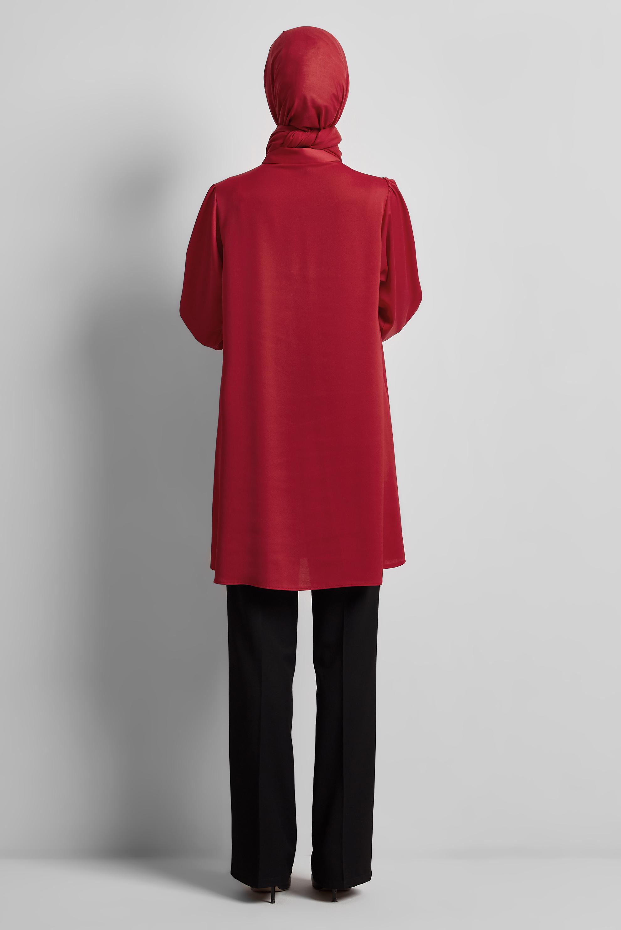 Tesettür giyim KIRMIZI TAŞ DETAYLI SATEN TUNİK 45323