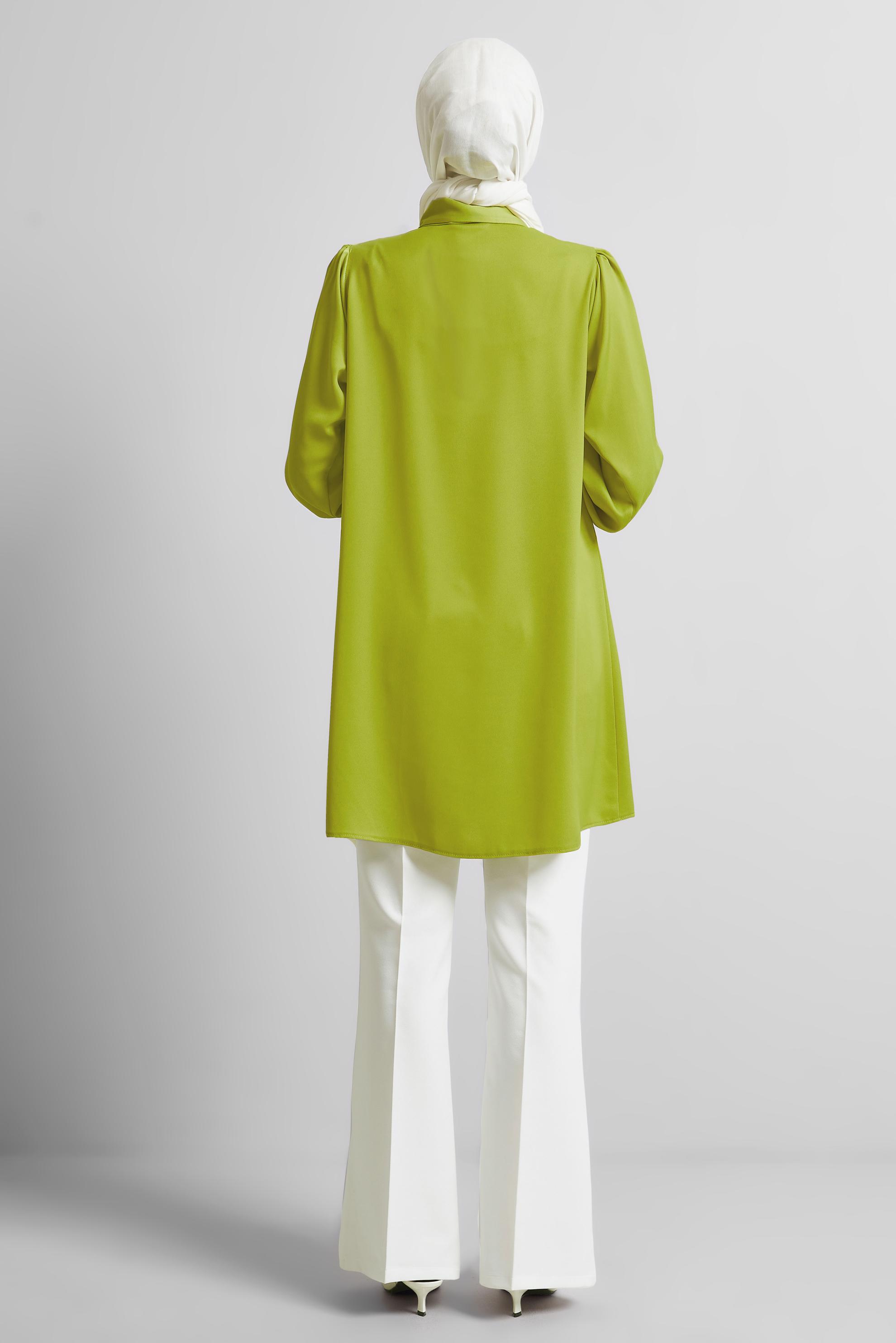 Tesettür giyim YEŞİL TAŞ DETAYLI SATEN TUNİK 45323