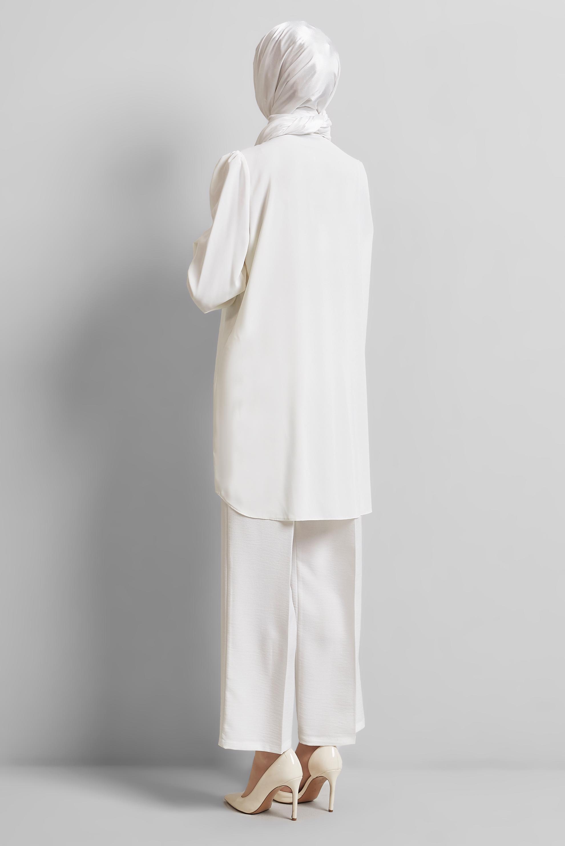 Tesettür giyim BEYAZ BONCUK İŞLEMELİ TUNİK 45326