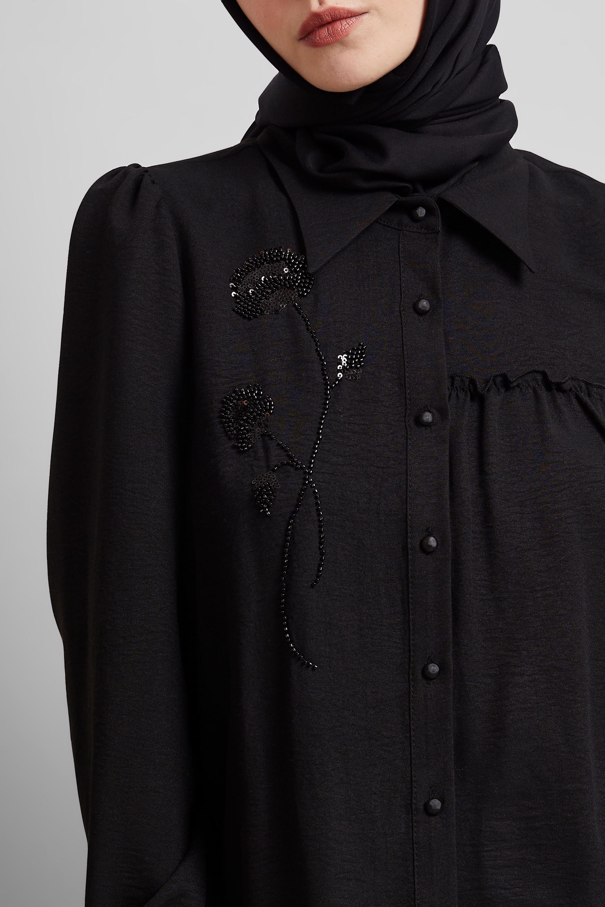 Tesettür giyim SİYAH İŞLEME DETAYLI TUNİK 45347