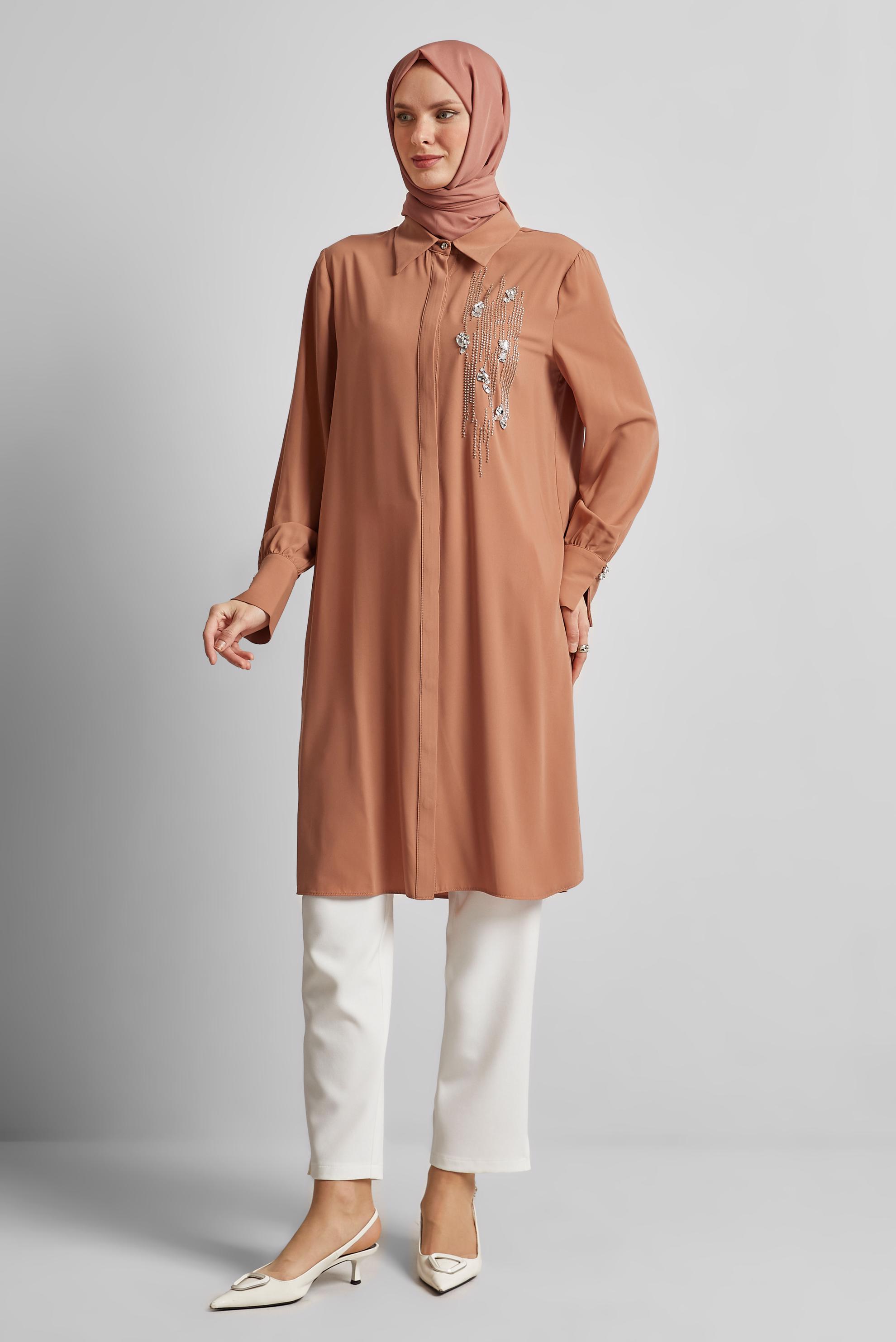 Tesettür giyim KAHVE BONCUK DETAYLI TUNİK 45371