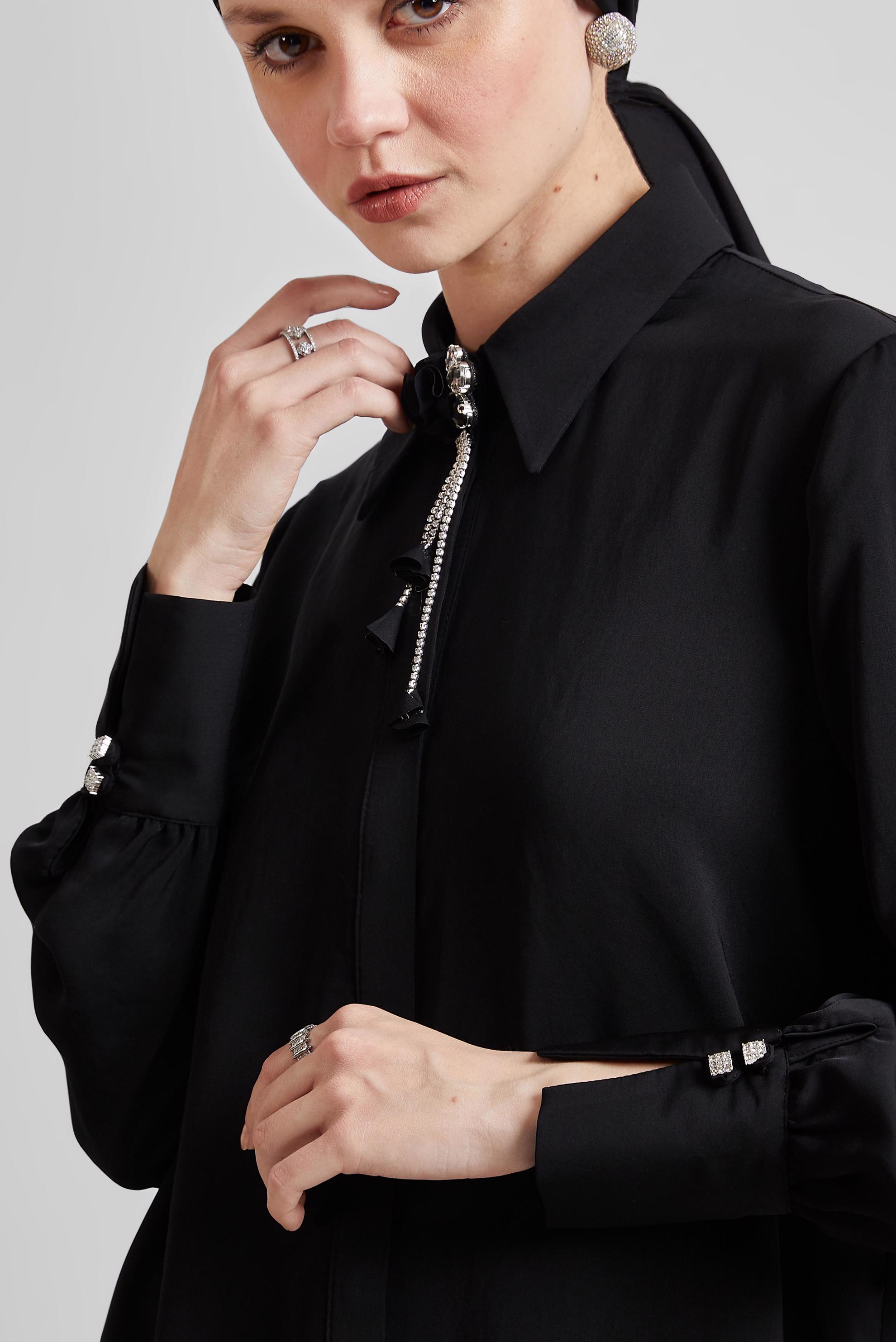 Tesettür giyim SİYAH BROŞ DETAYLI TUNİK 45373