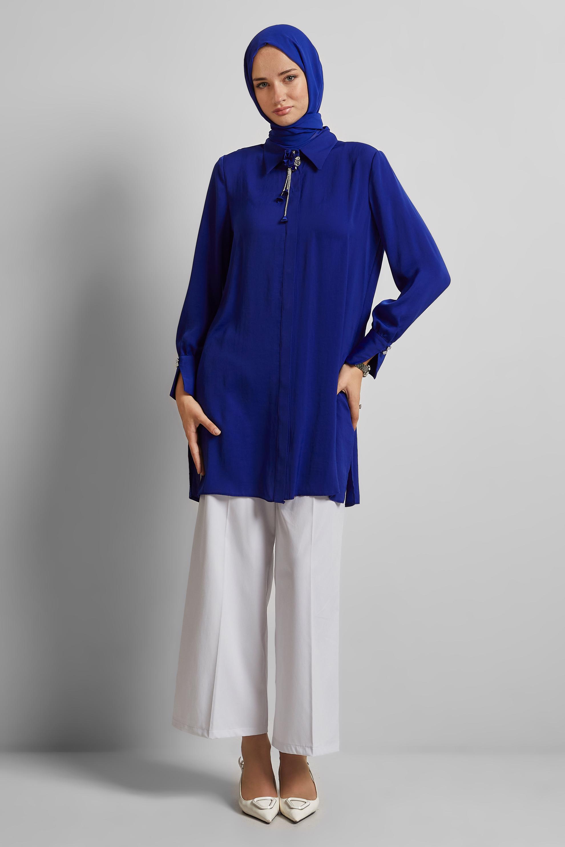 Tesettür giyim LACİVERT BROŞ DETAYLI TUNİK 45373