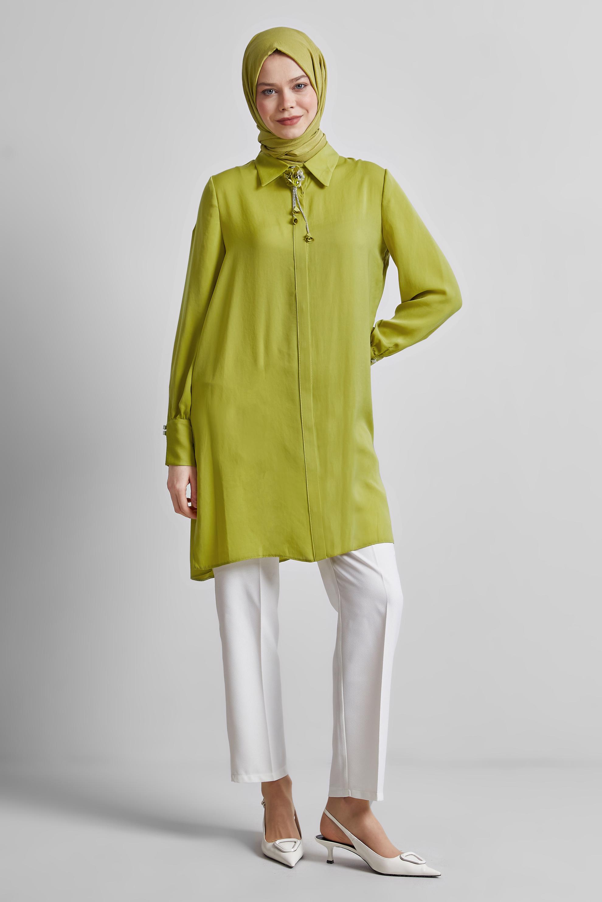 Tesettür giyim YEŞİL BROŞ DETAYLI TUNİK 45373
