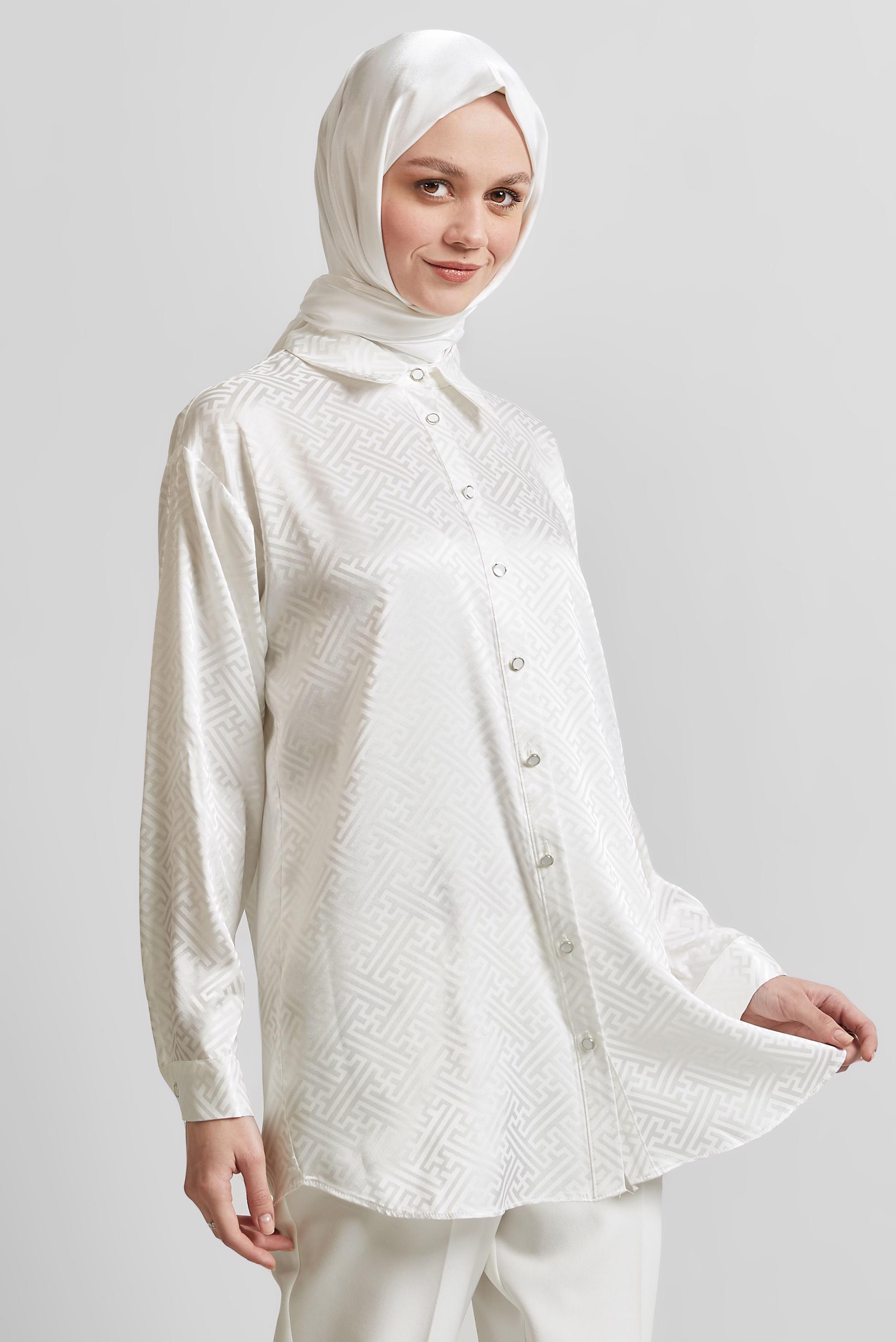 Tesettür giyim BEYAZ SATEN JAKAR TUNİK 45375