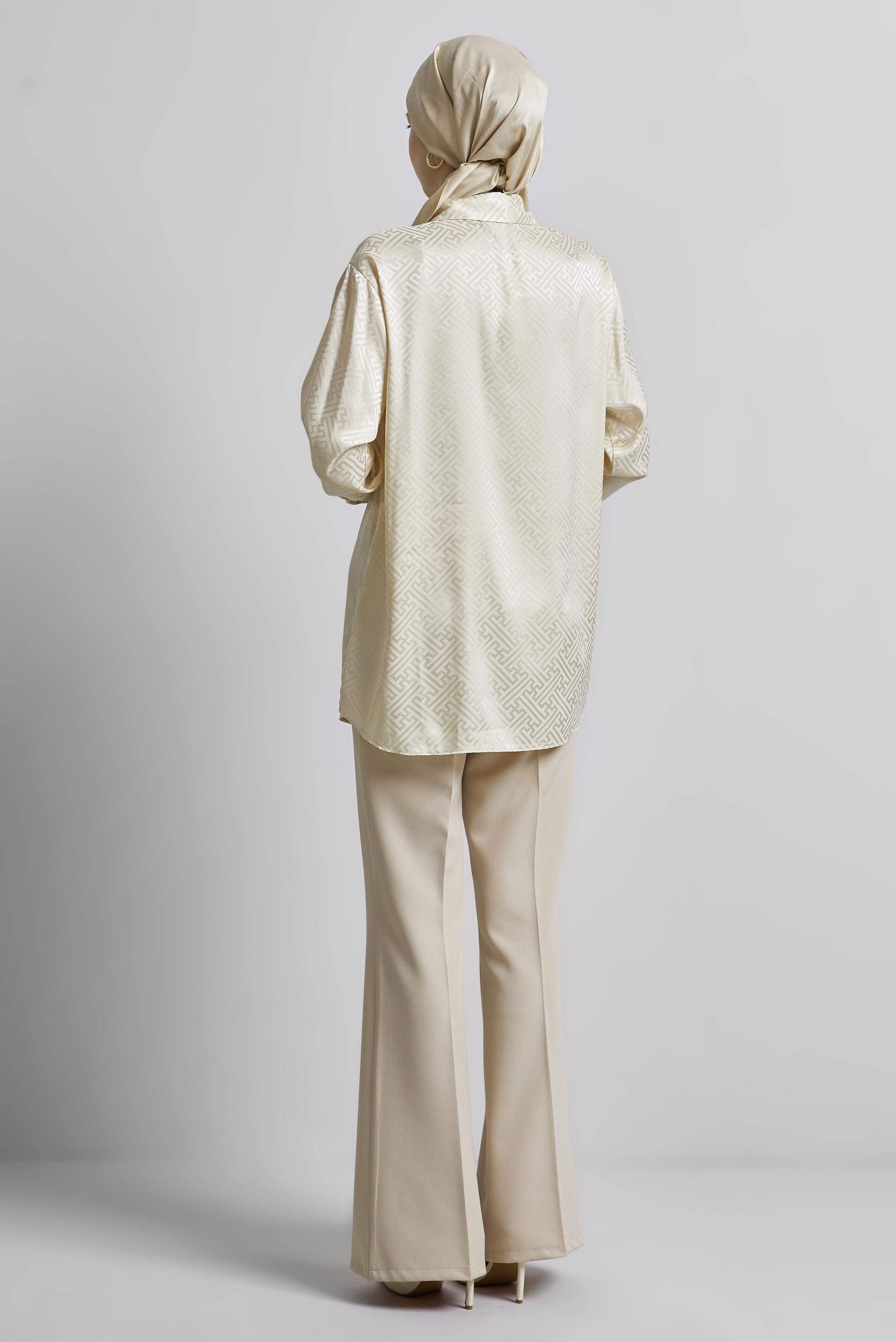 Tesettür giyim BEJ SATEN JAKAR TUNİK 45375