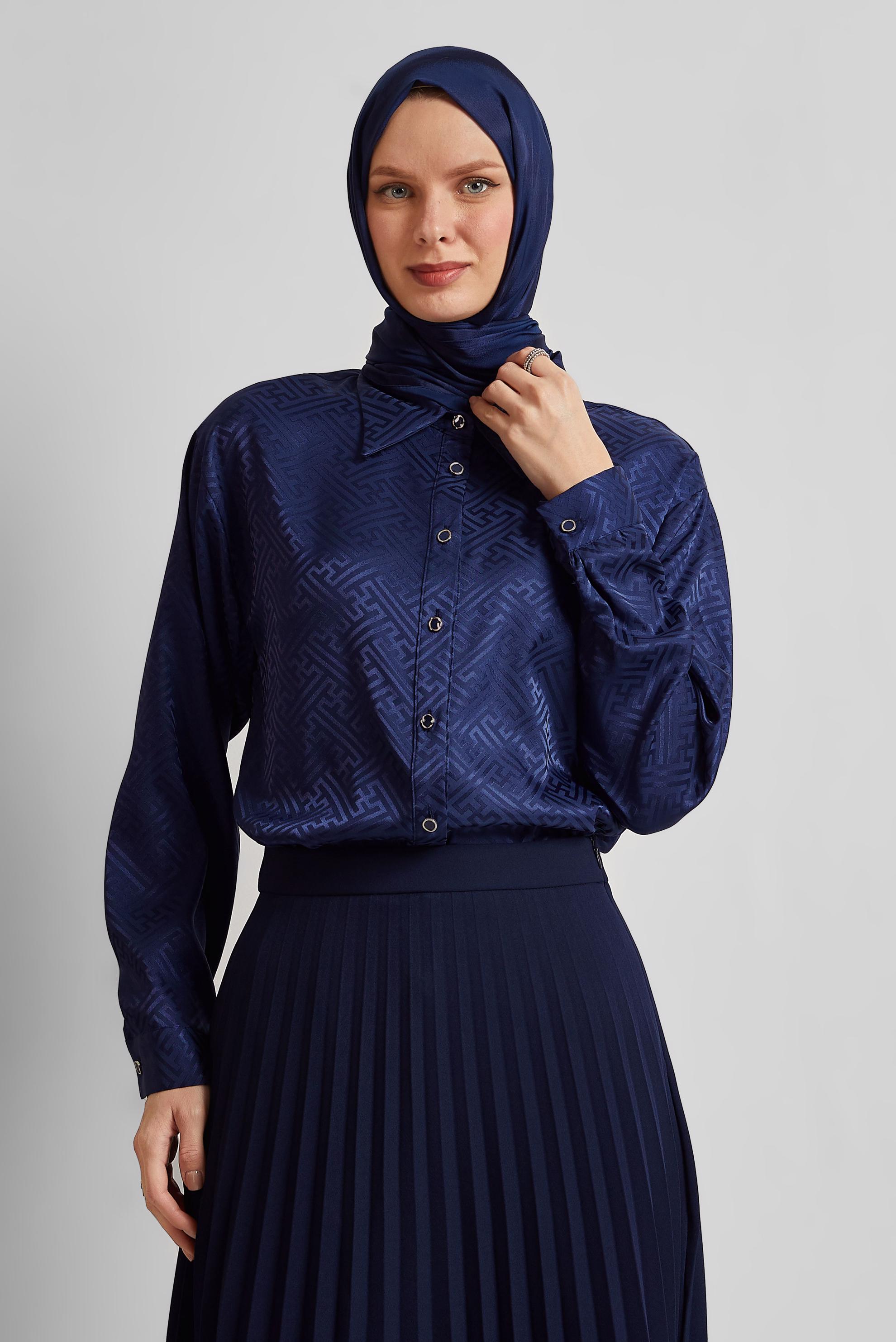 Tesettür giyim LACİVERT SATEN JAKAR TUNİK 45375