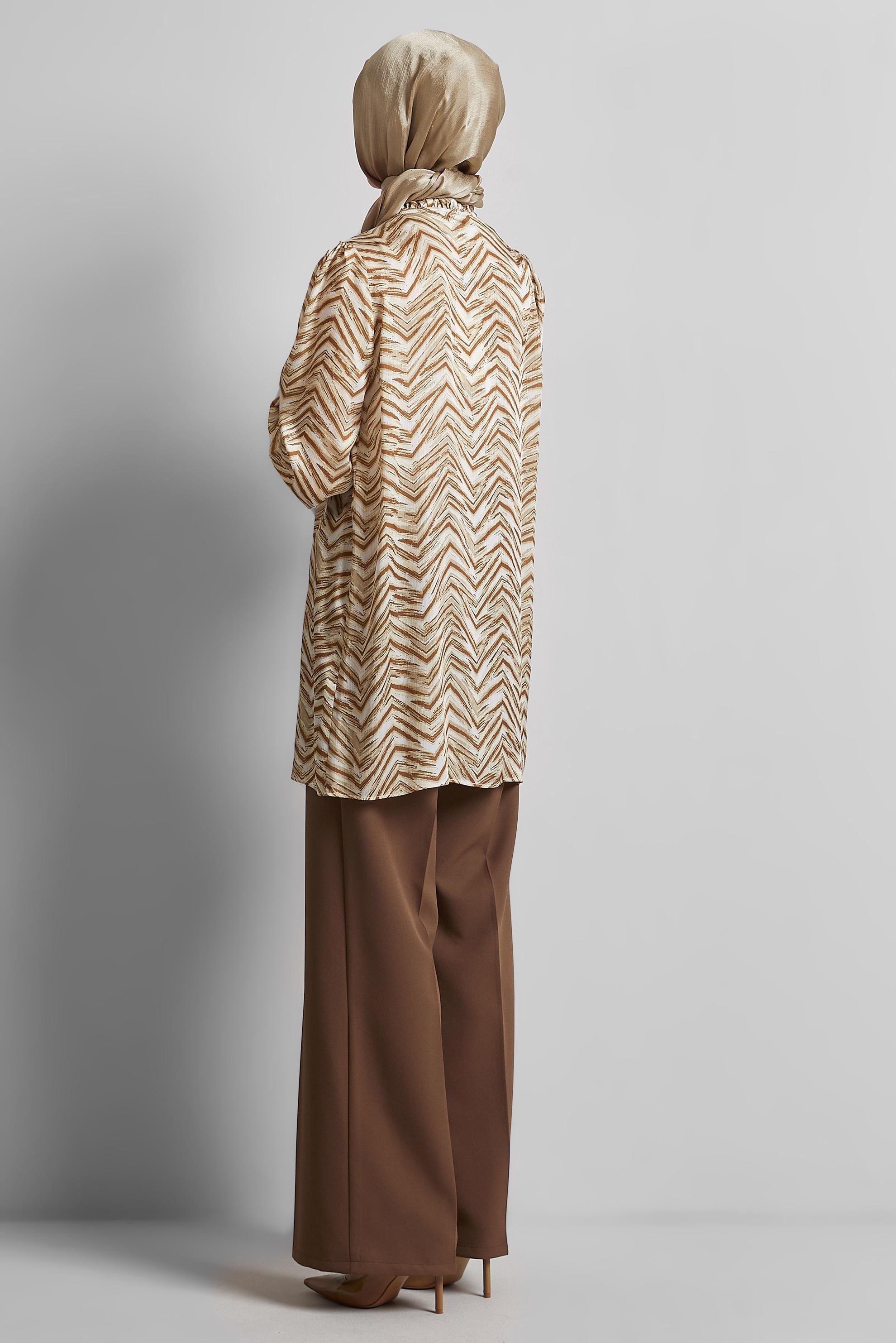 Tesettür giyim KAHVE DESENLİ SATEN TUNİK 45401