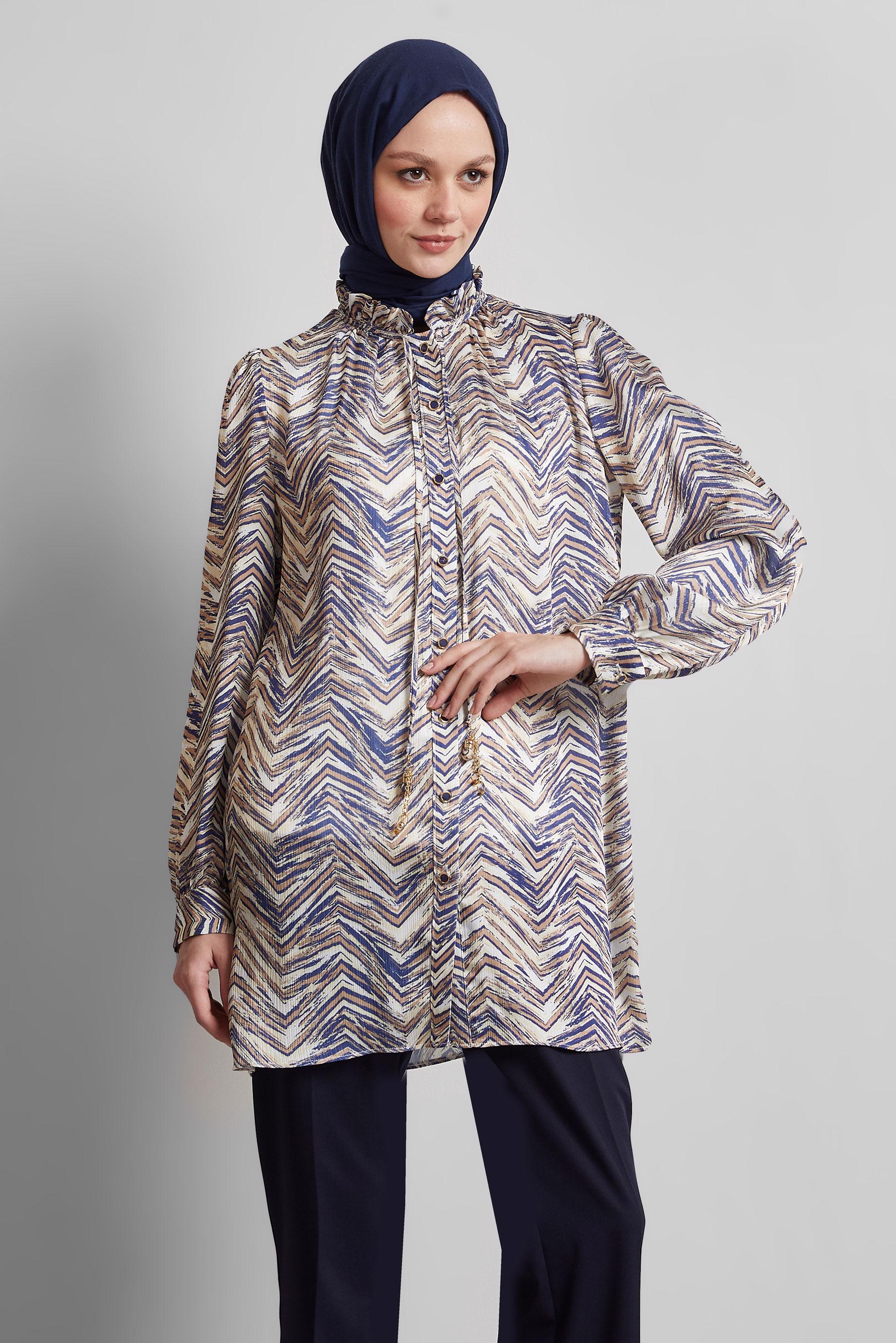 Tesettür giyim LACİVERT DESENLİ SATEN TUNİK 45401