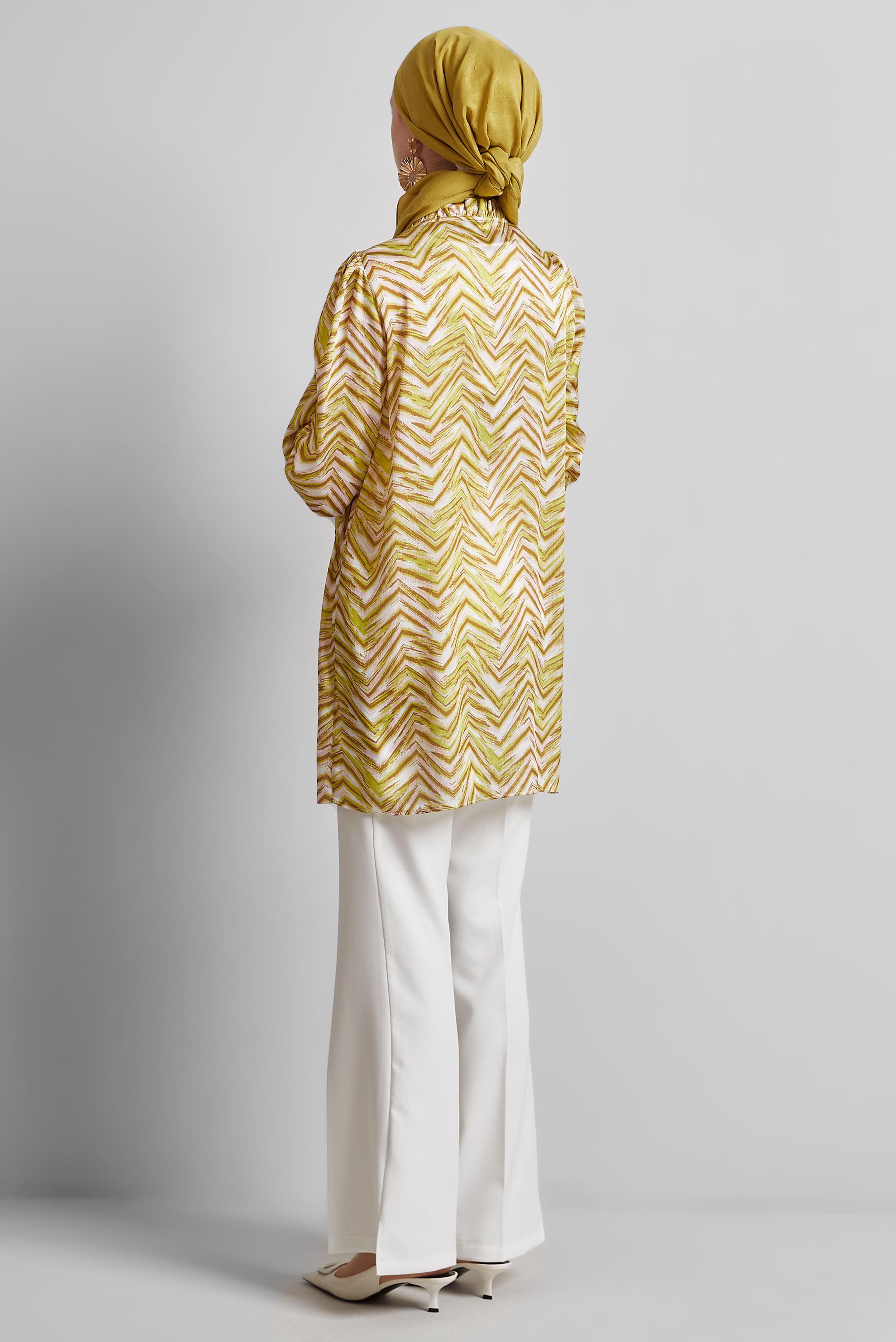 Tesettür giyim YEŞİL DESENLİ SATEN TUNİK 45401