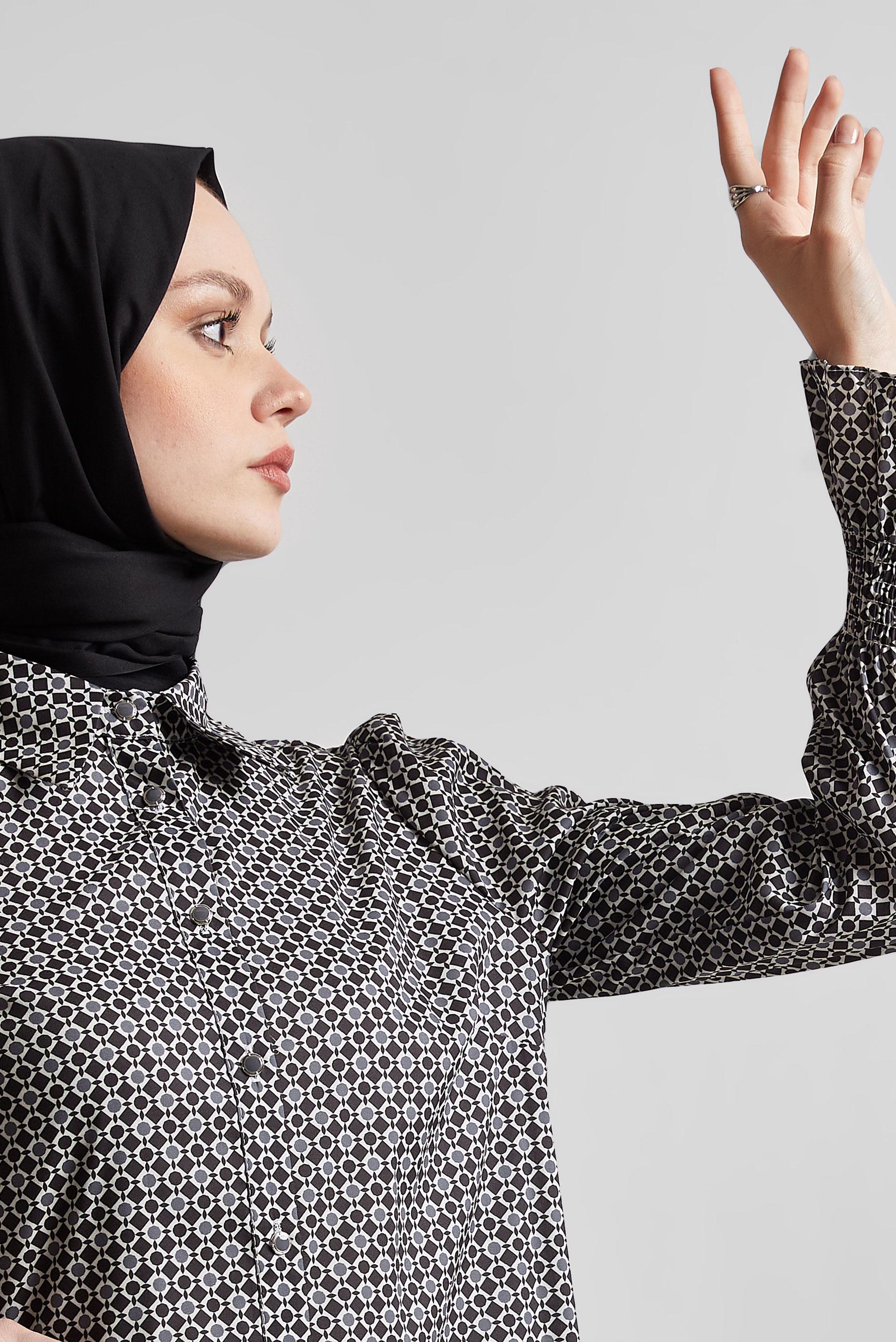 Tesettür giyim SİYAH DESENLİ TUNİK 45408