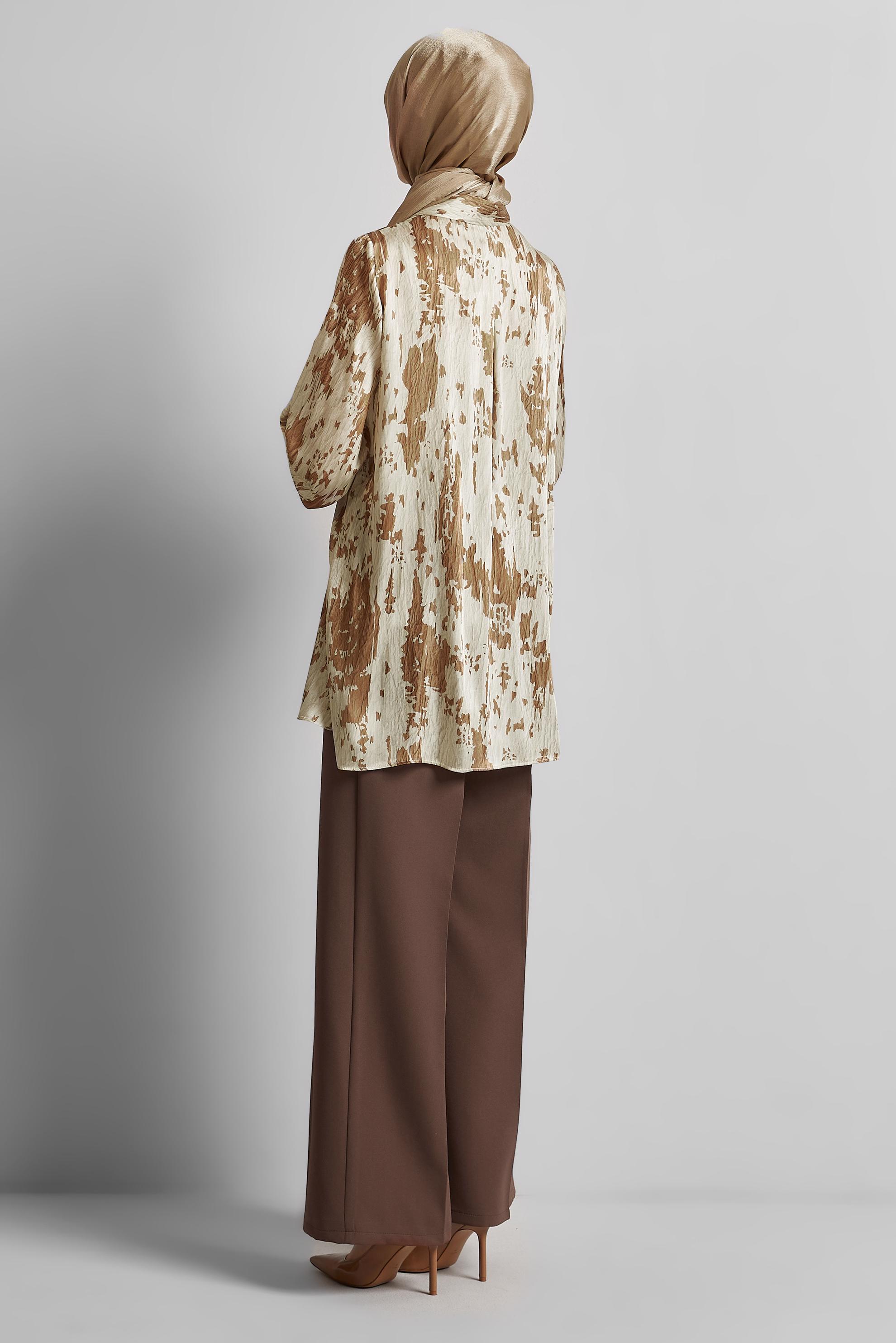 Tesettür giyim KAHVE DESENLİ SATEN TUNİK 45429