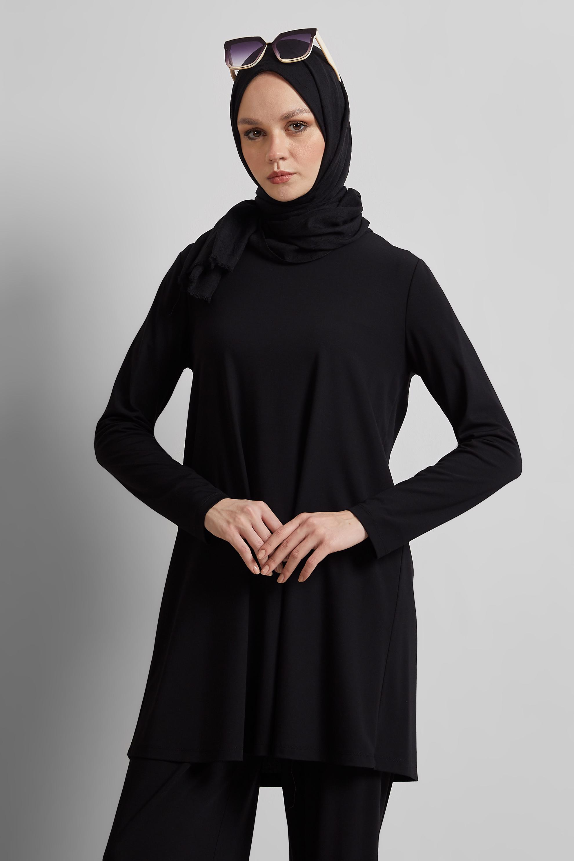 Tesettür giyim SİYAH BİSİKLET YAKA TUNİK 45480