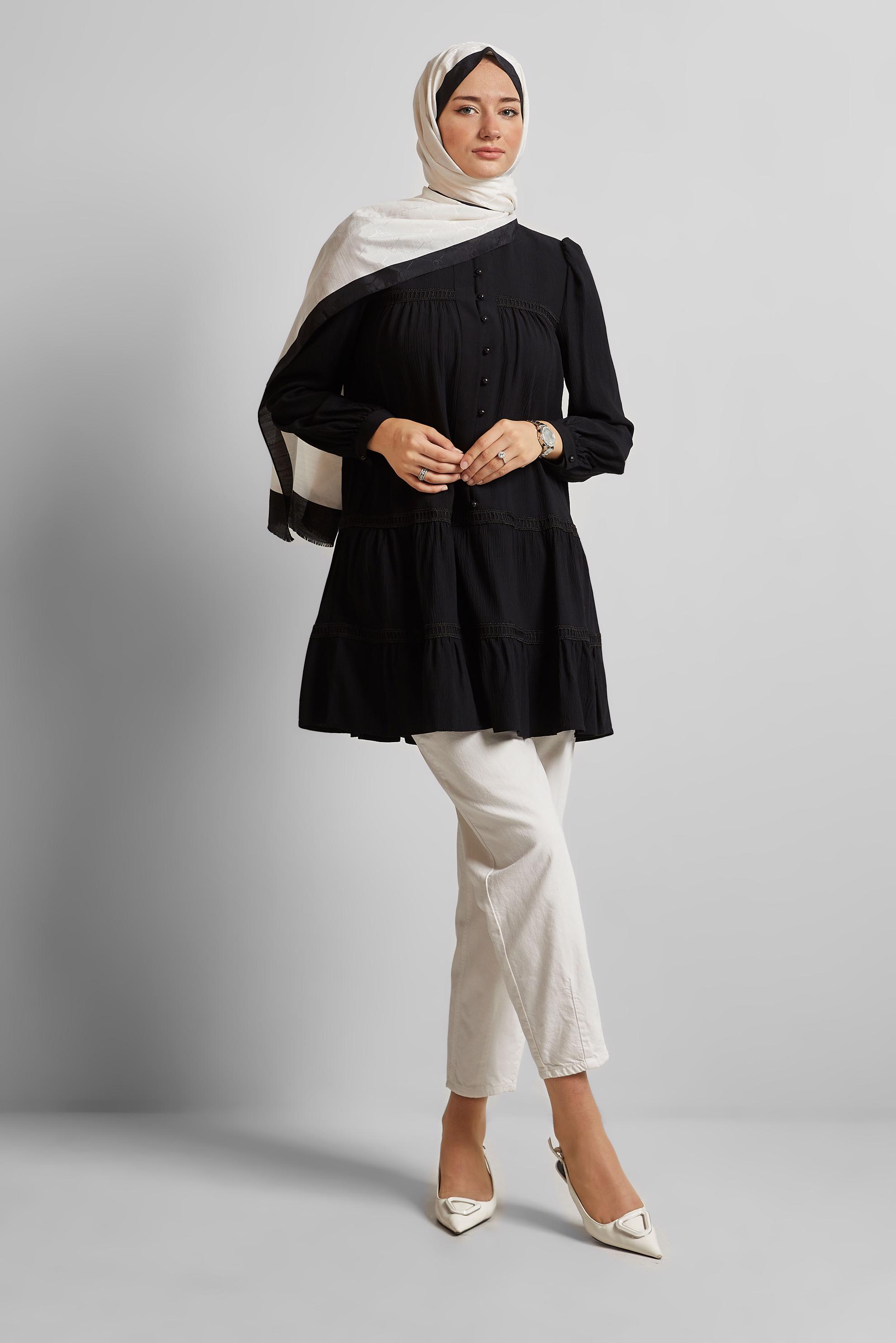 Tesettür giyim SİYAH VOLAN DETAYLI TUNİK 45493