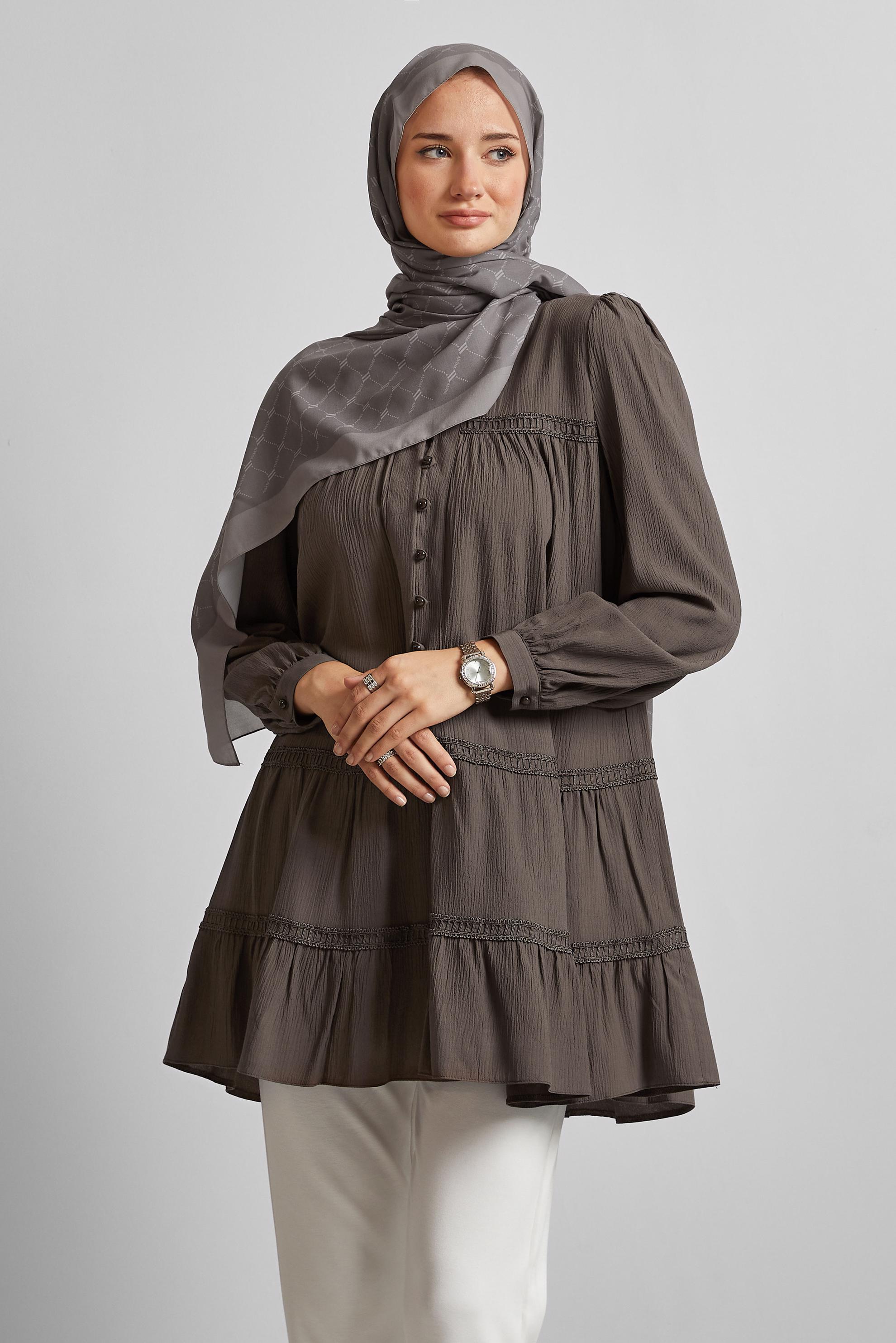 Tesettür giyim KAHVE VOLAN DETAYLI TUNİK 45493