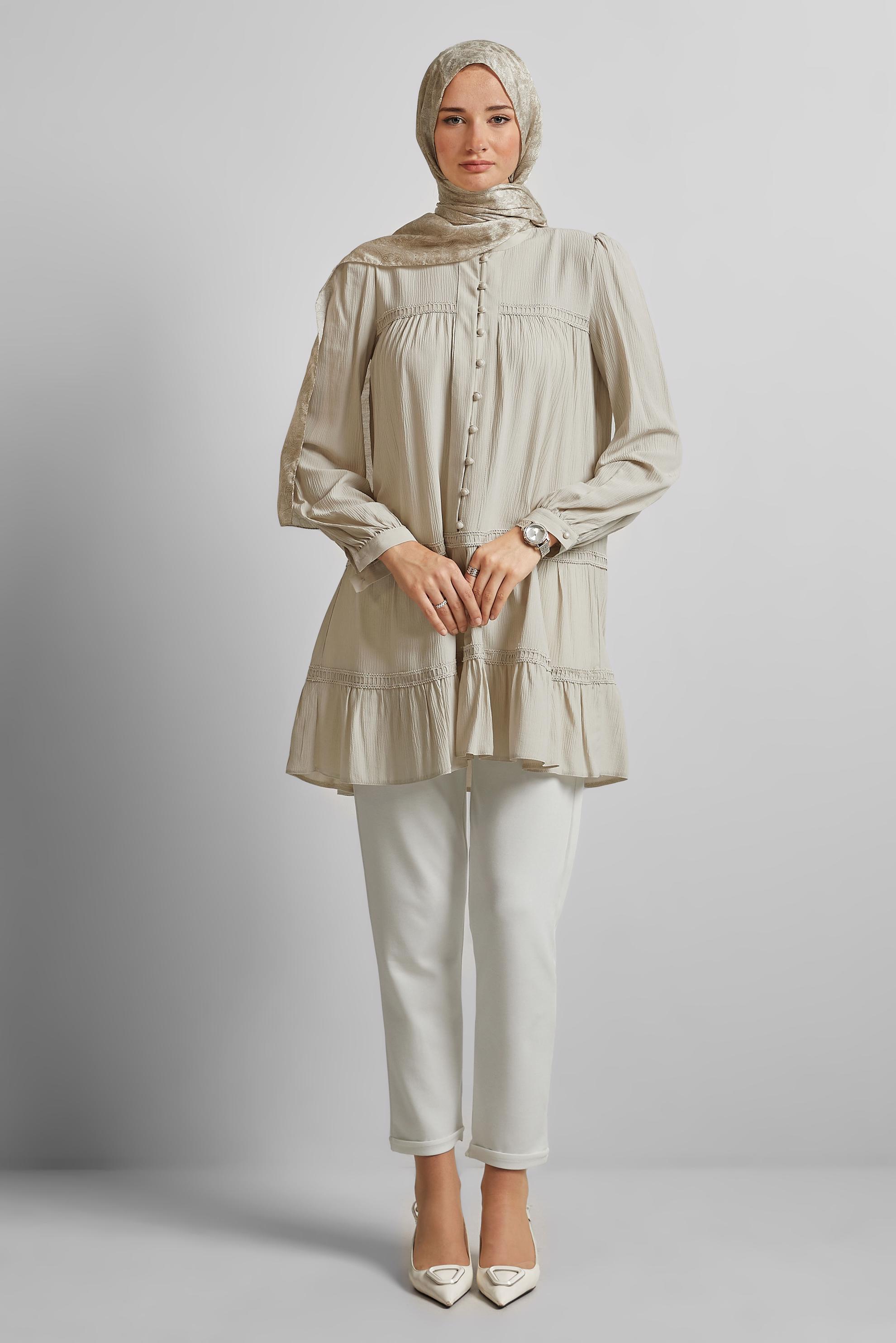 Tesettür giyim BEJ VOLAN DETAYLI TUNİK 45493