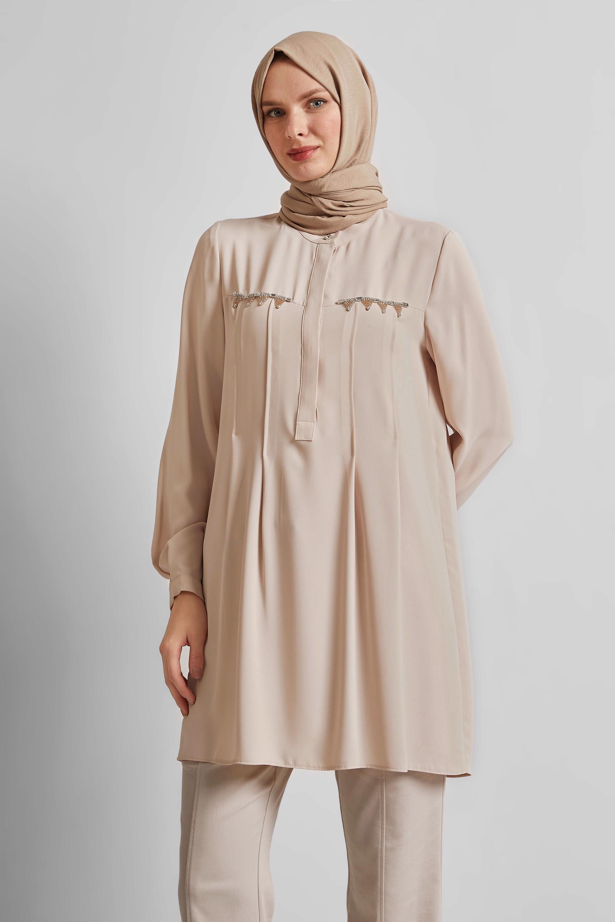 Tesettür giyim BEJ BONCUK DETAYLI TUNİK 45494