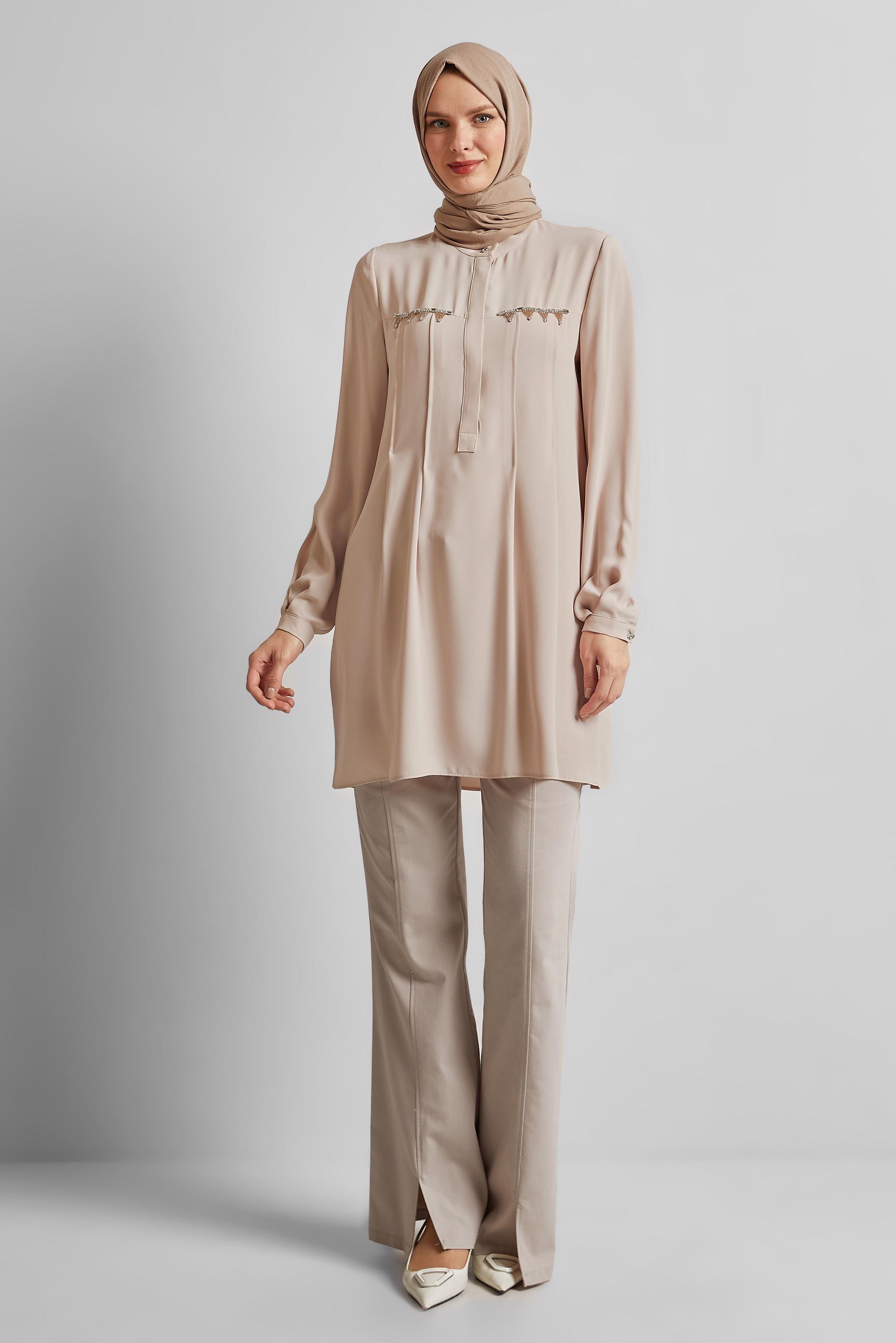 Tesettür giyim BEJ BONCUK DETAYLI TUNİK 45494