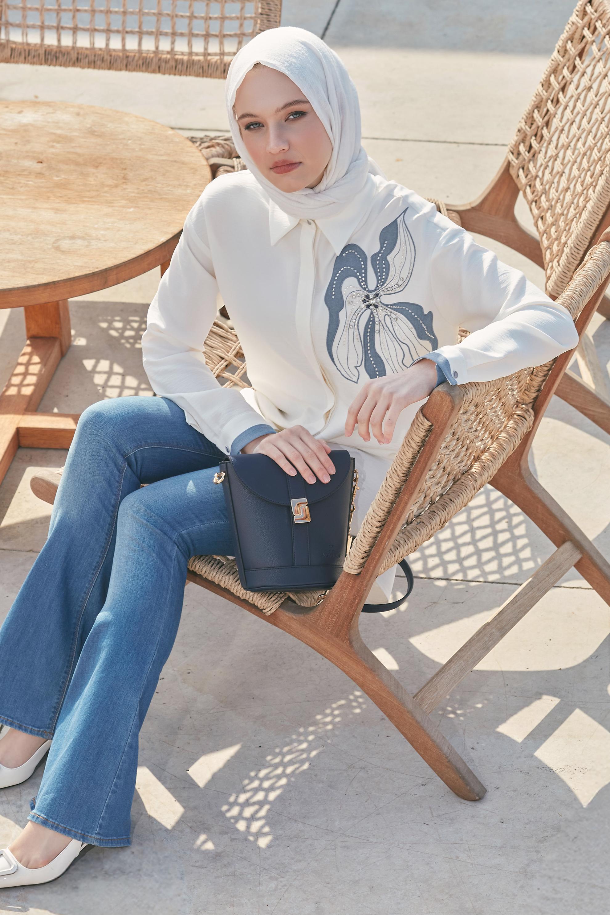 Tesettür giyim BEYAZ DESENLİ TUNİK 45513