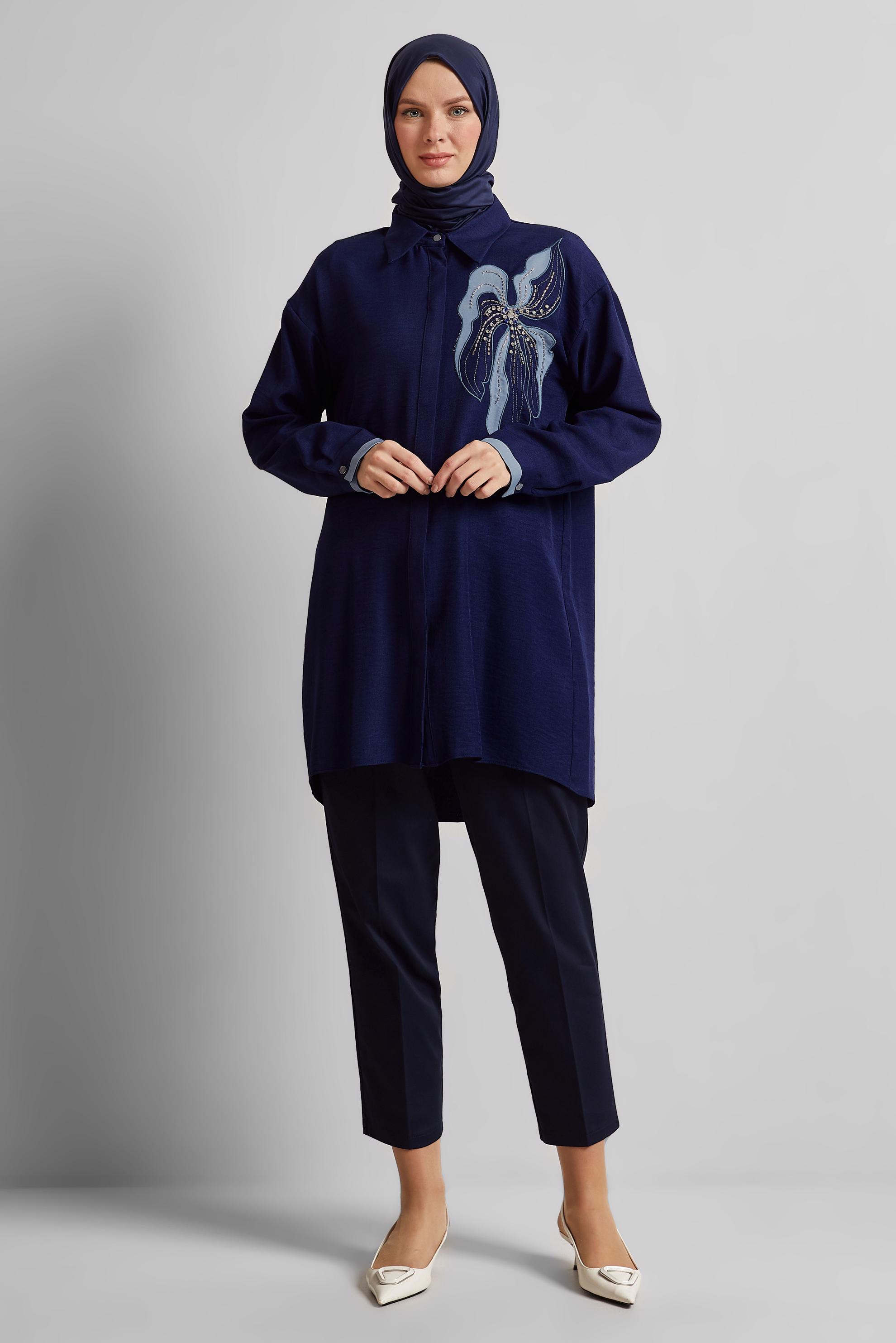 Tesettür giyim LACİVERT DESENLİ TUNİK 45513