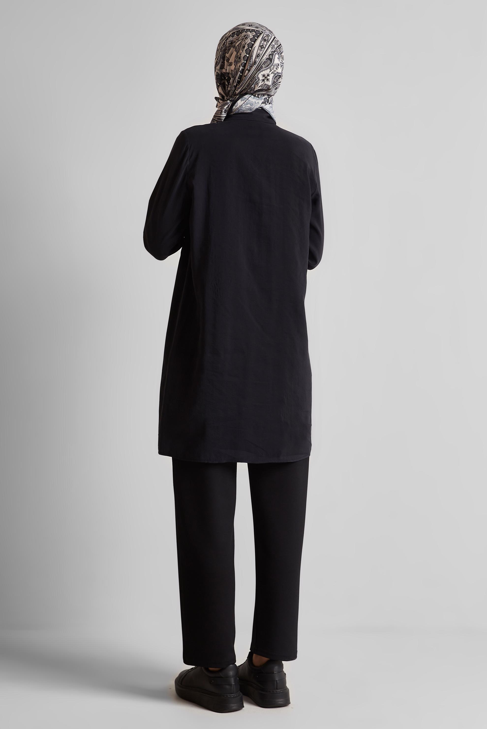 Tesettür giyim SİYAH KUŞGÖZÜ DETAYLI TUNİK 45533