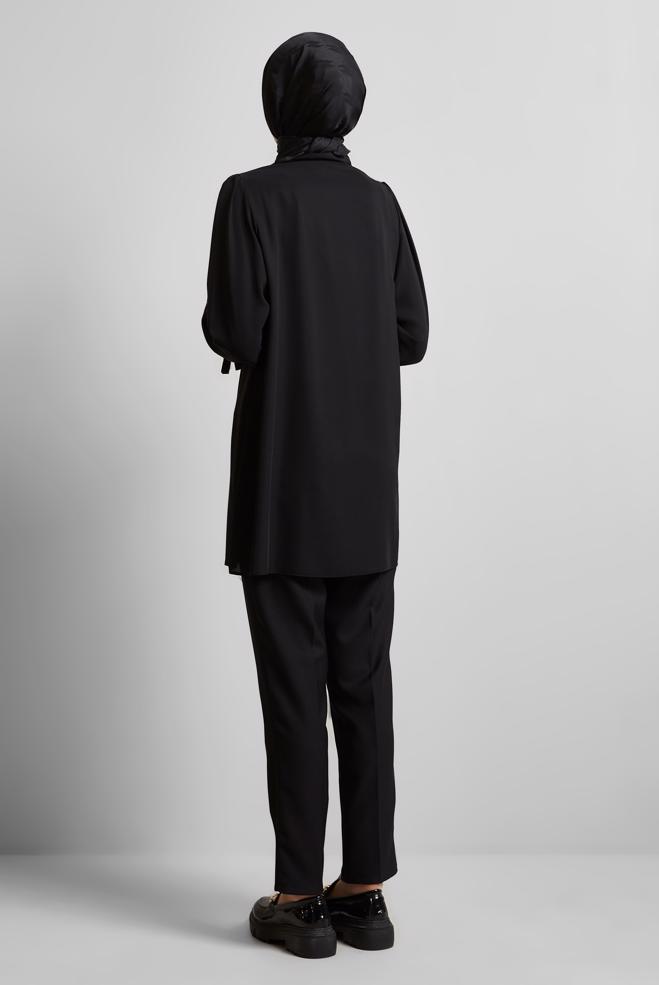 Hijab-Kleidung SCHWARZ TUNIKA MIT GEBUNDENEN MANSCHETTEN 45534 - ALVİNA