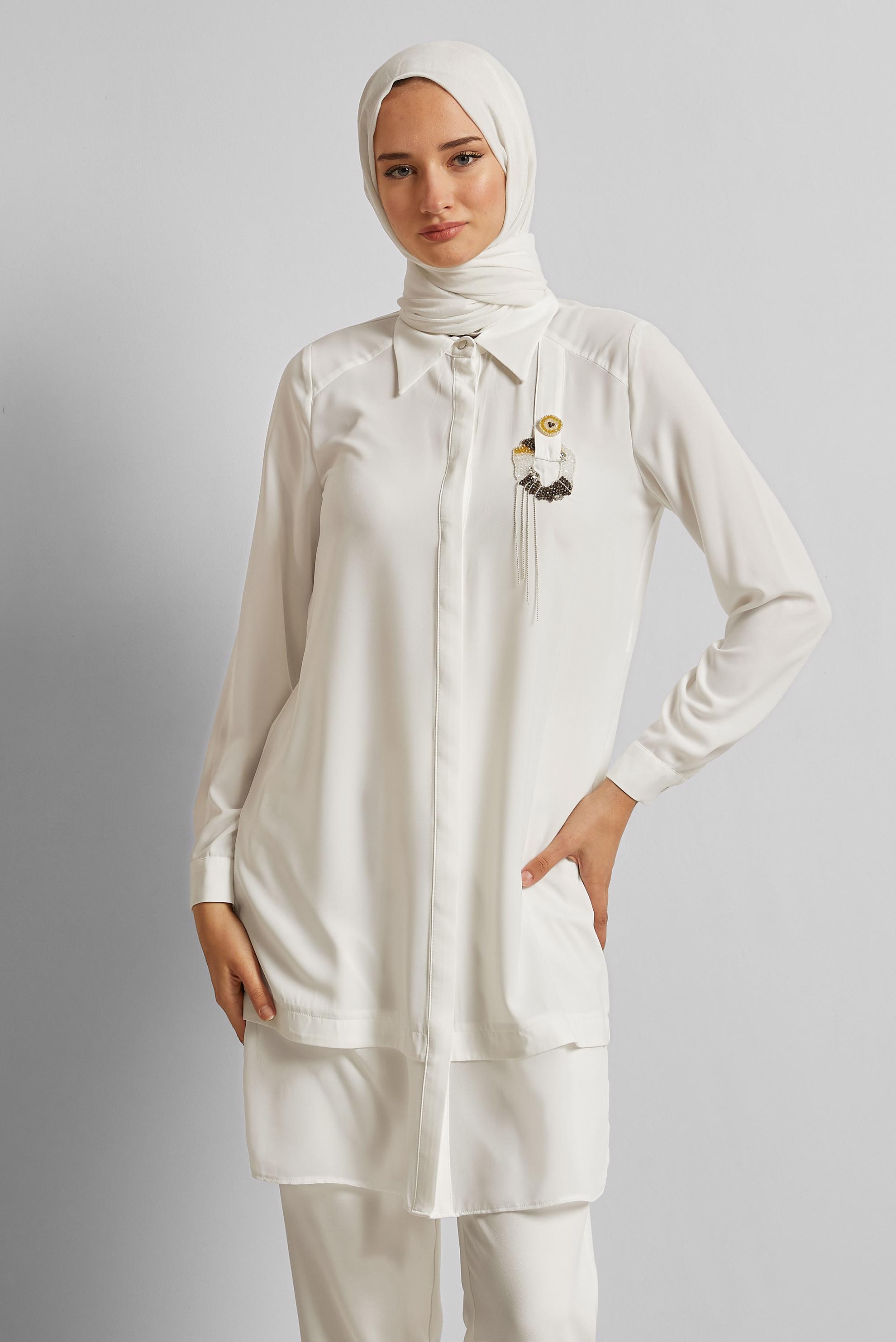 Vêtements hijab BLANC TUNIQUE AVEC BROCHE 45553