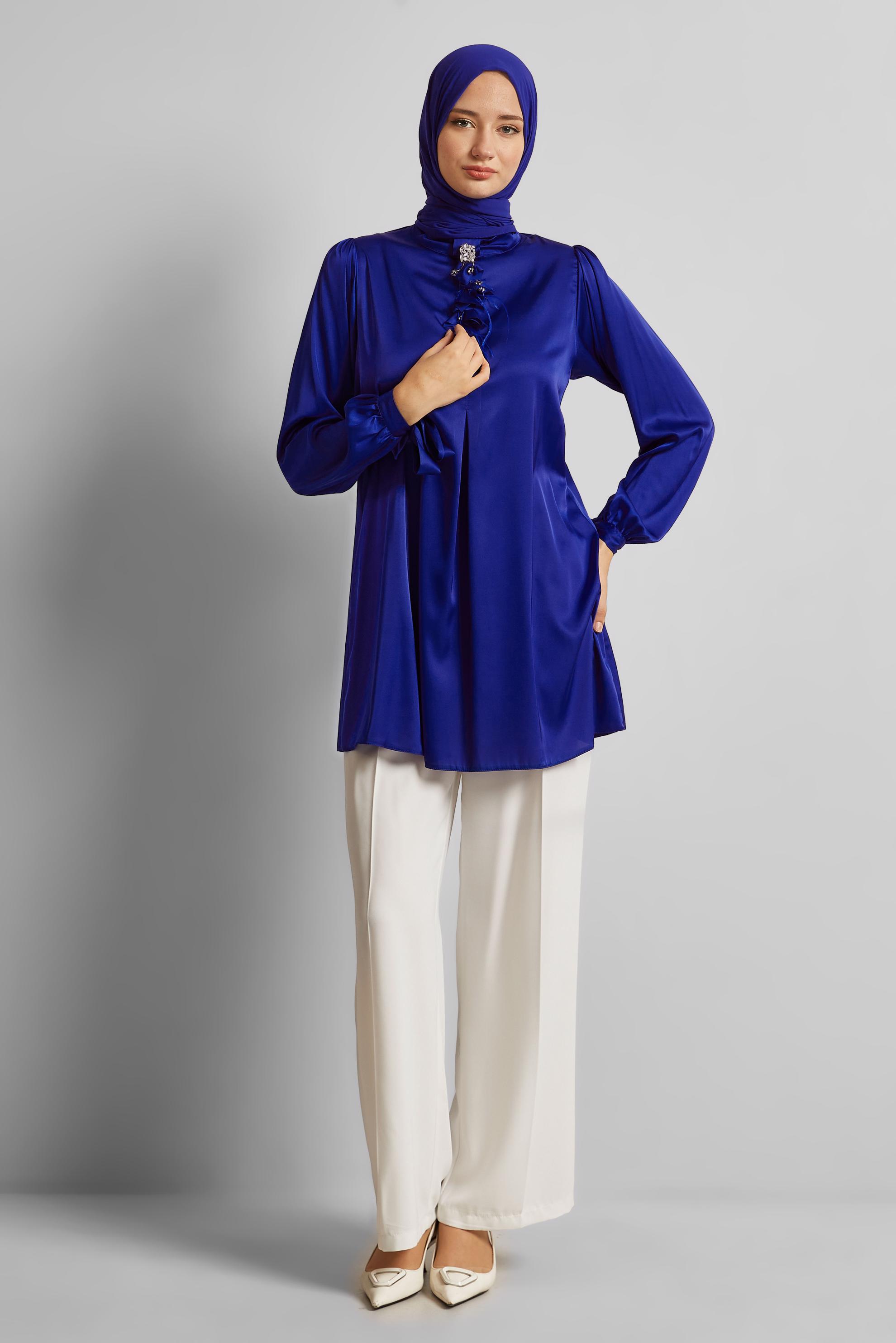 Tesettür giyim LACİVERT BROŞLU SATEN TUNİK 45589