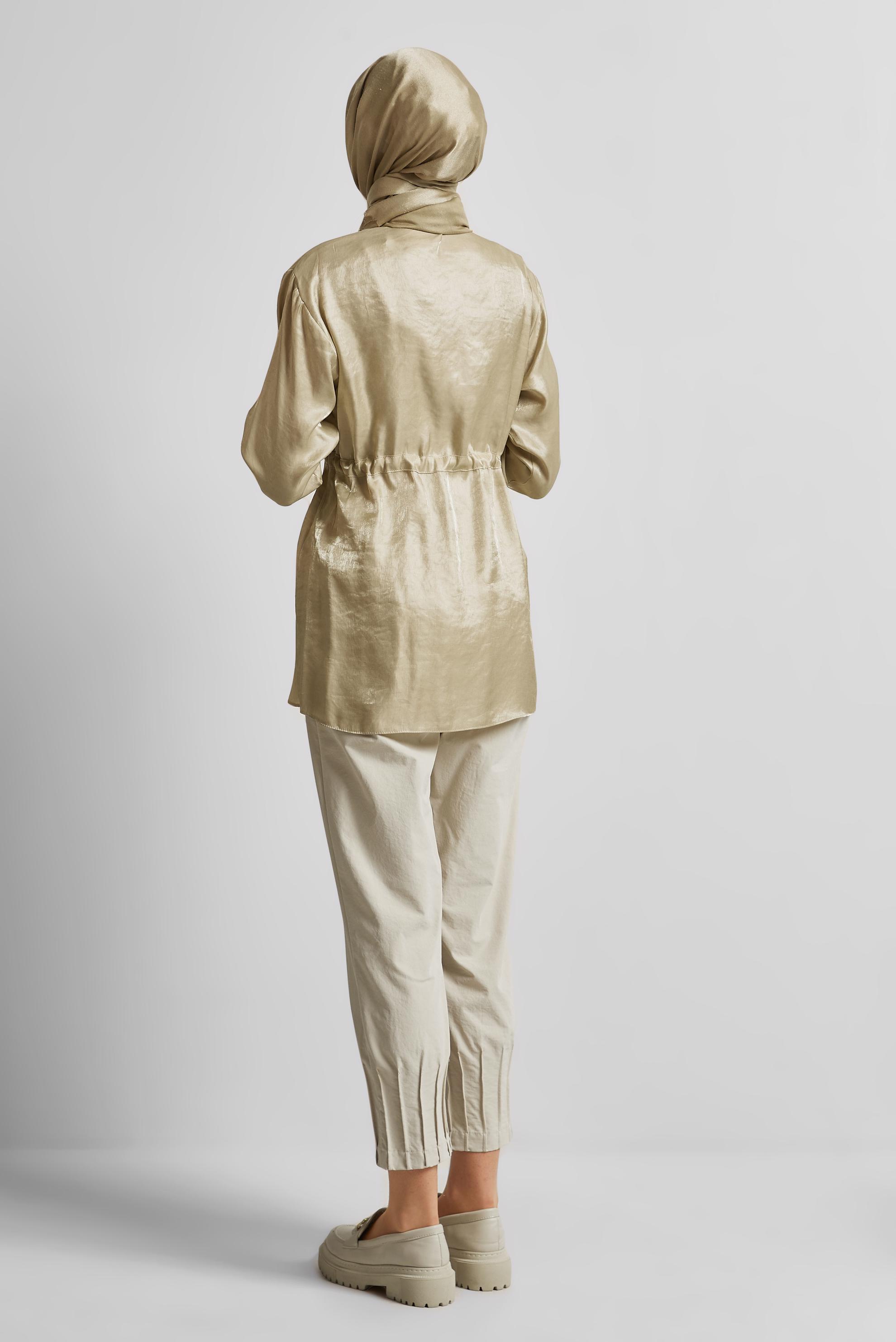 Tesettür giyim BEJ BELİ BÜZGÜLÜ SATEN TUNİK 45610