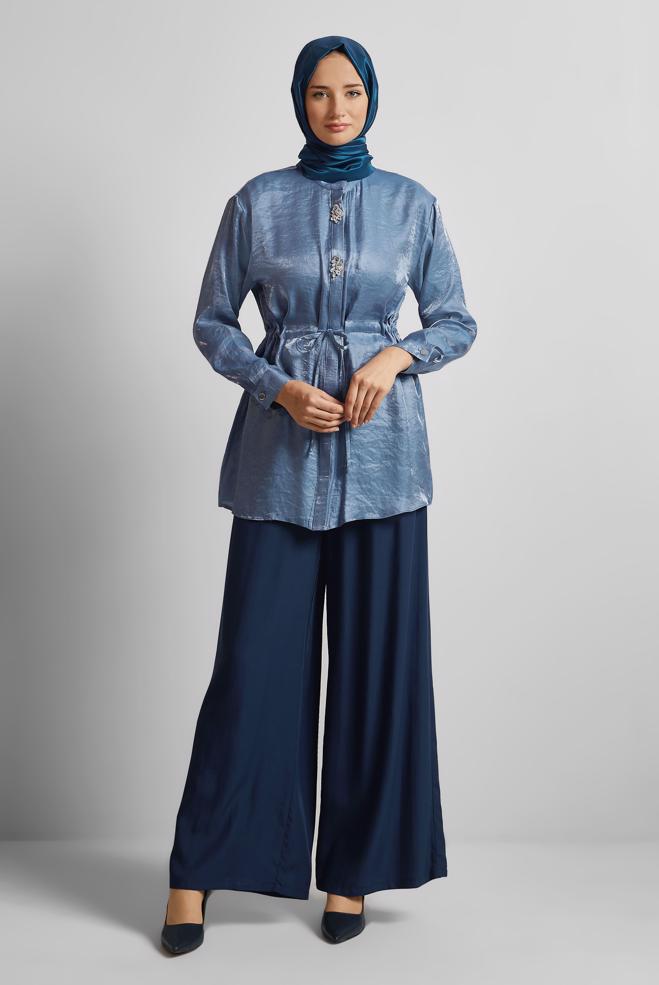 Hijab-Kleidung NAVY BLAU TUNIKA AUS SATIN MIT SMOCKBUND 45610 - ALVİNA